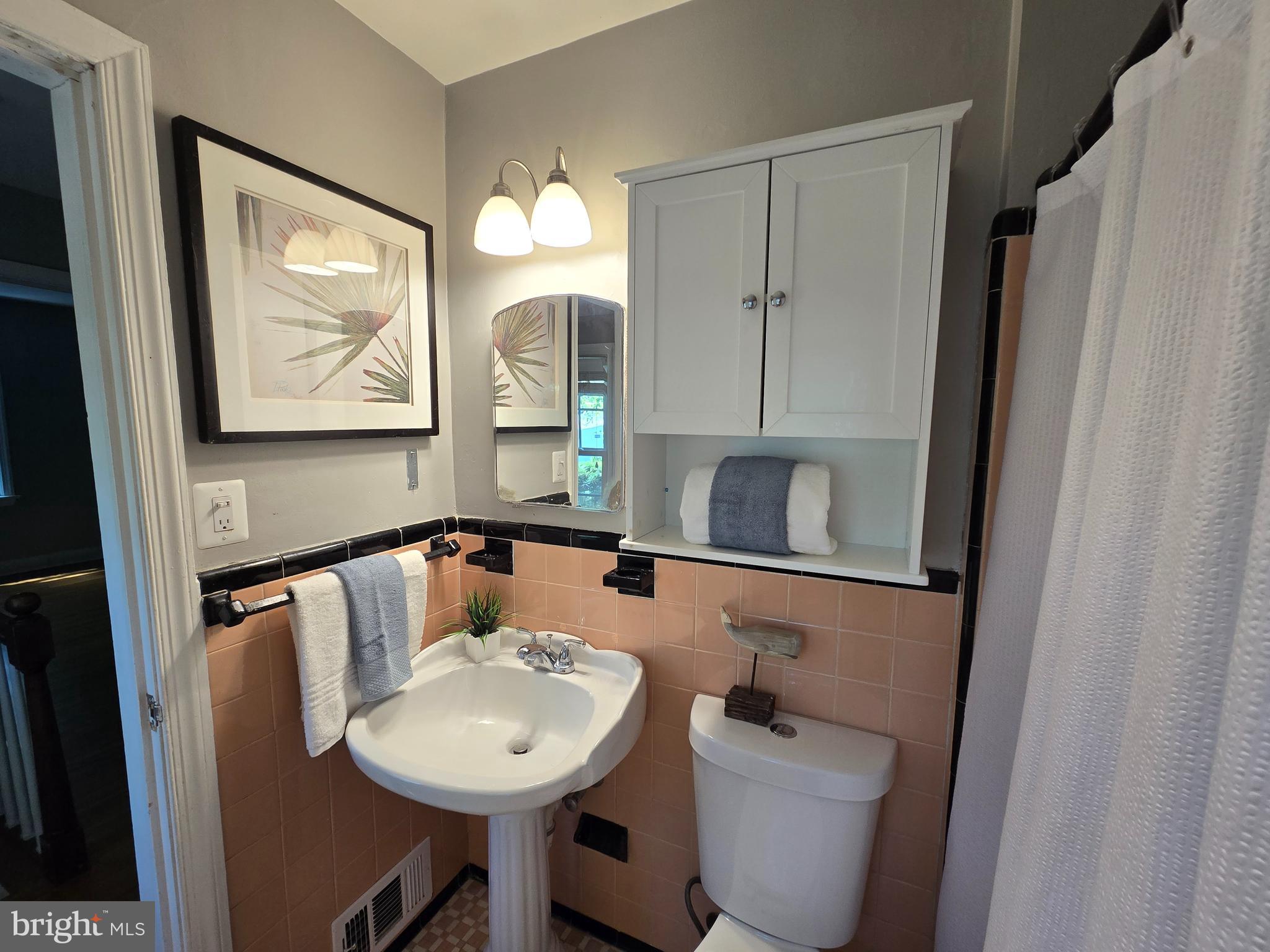 ARLINGTON HEIGHTS - Residential