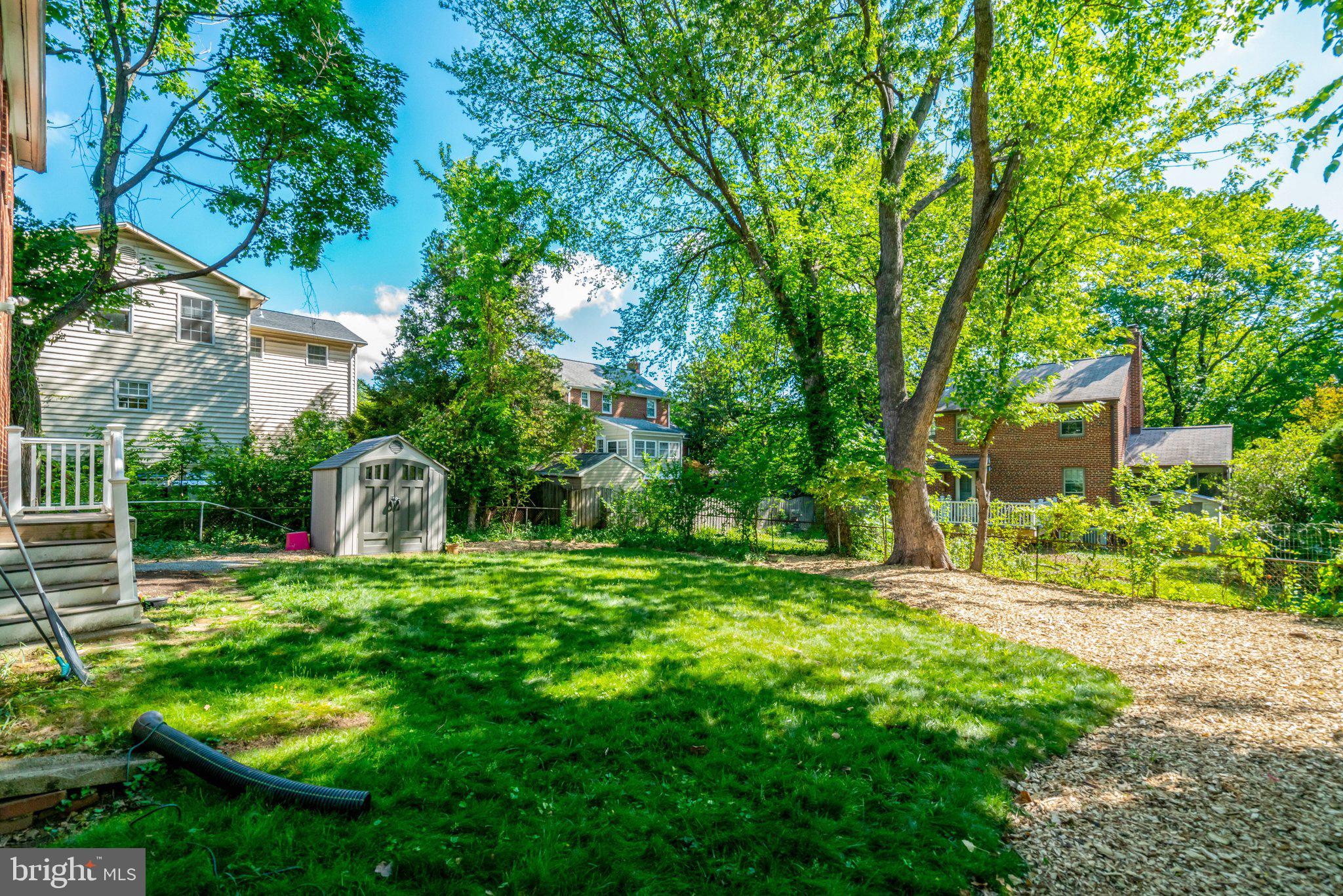 ARLINGTON HEIGHTS - Residential