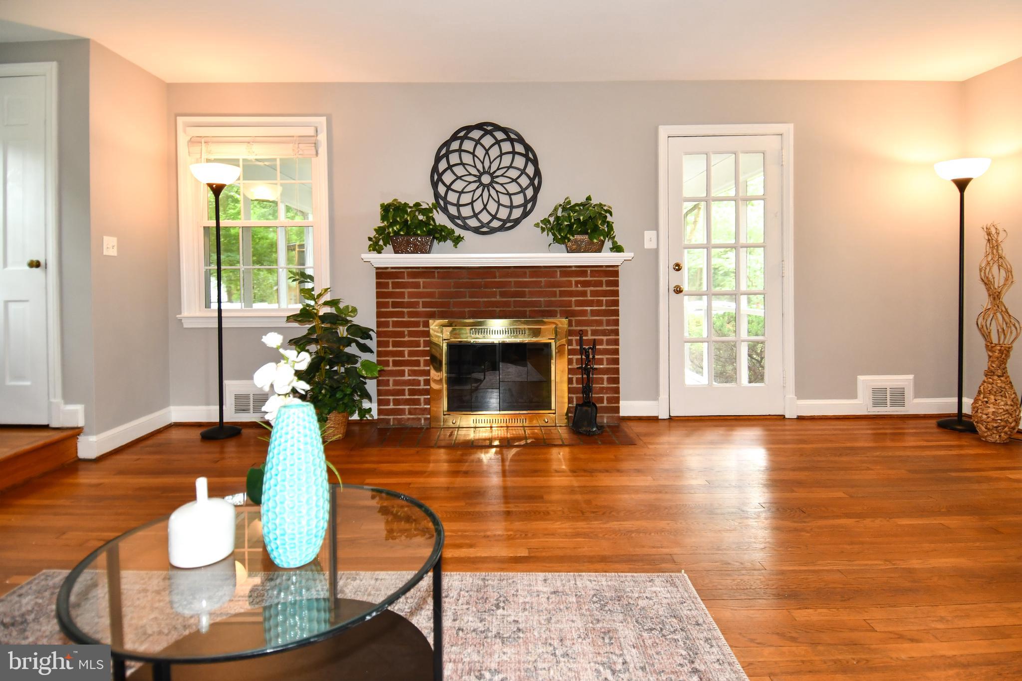 ARLINGTON HEIGHTS - Residential