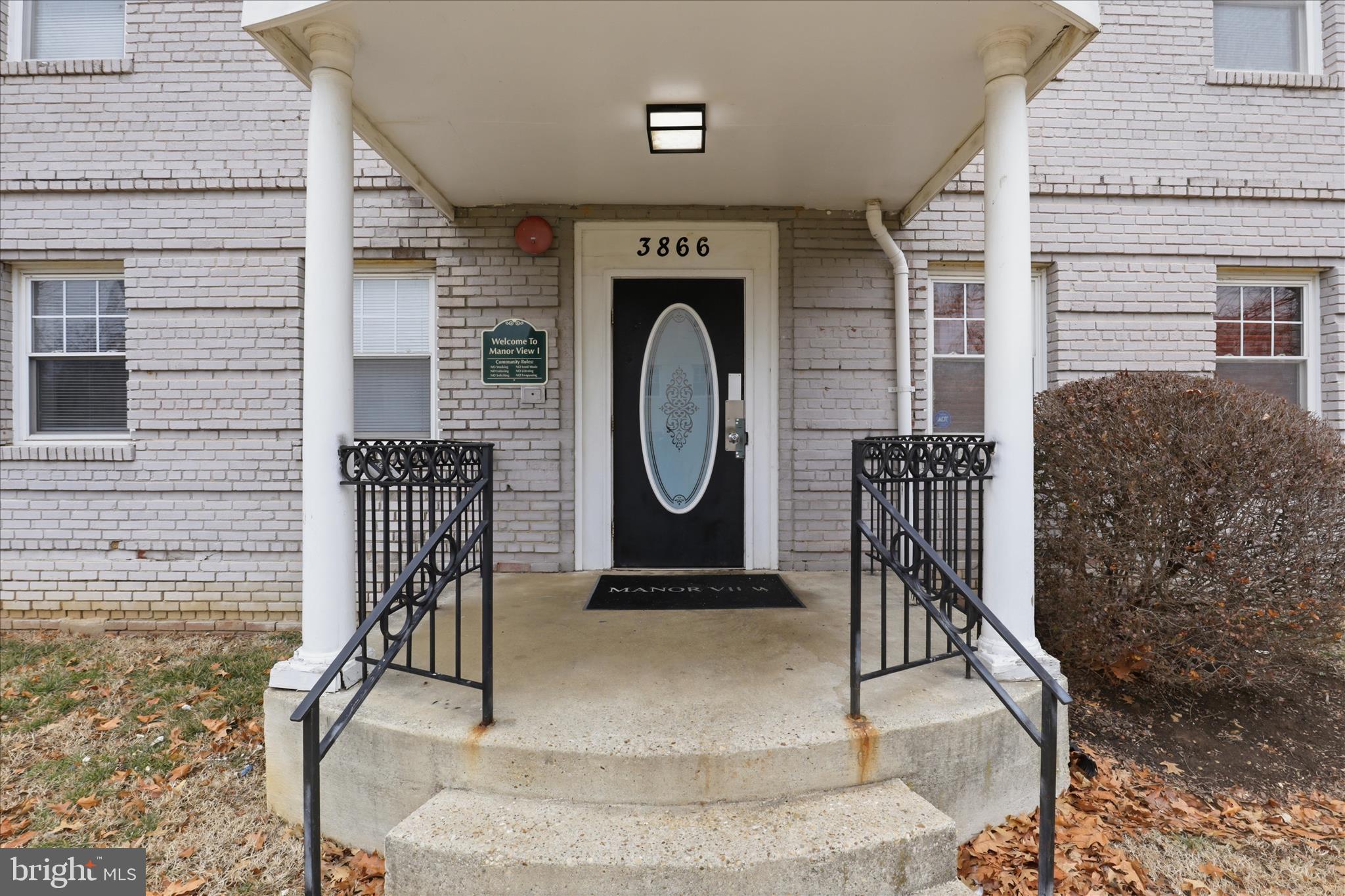Move-in ready first floor 2BR, 1BA condo in a secure building within gated Congress Heights community. Features hardwood floors, an updated kitchen with granite countertops and stainless steel appliances, open pass-through to the living room, and great natural light from large windows. Updated bath with jacuzzi tub. In-unit washer and dryer. Reserved deeded parking space #7.
Fenced community with well maintained  grounds. Convenient to Congress Heights and Southern Avenue Metro stations (approx. 1 mile), Metrobus routes, and Route 295 for easy access to Downtown DC, Maryland, and Virginia. Close to St. Elizabeths Campus, Giant Food, restaurants, and  THEARC.