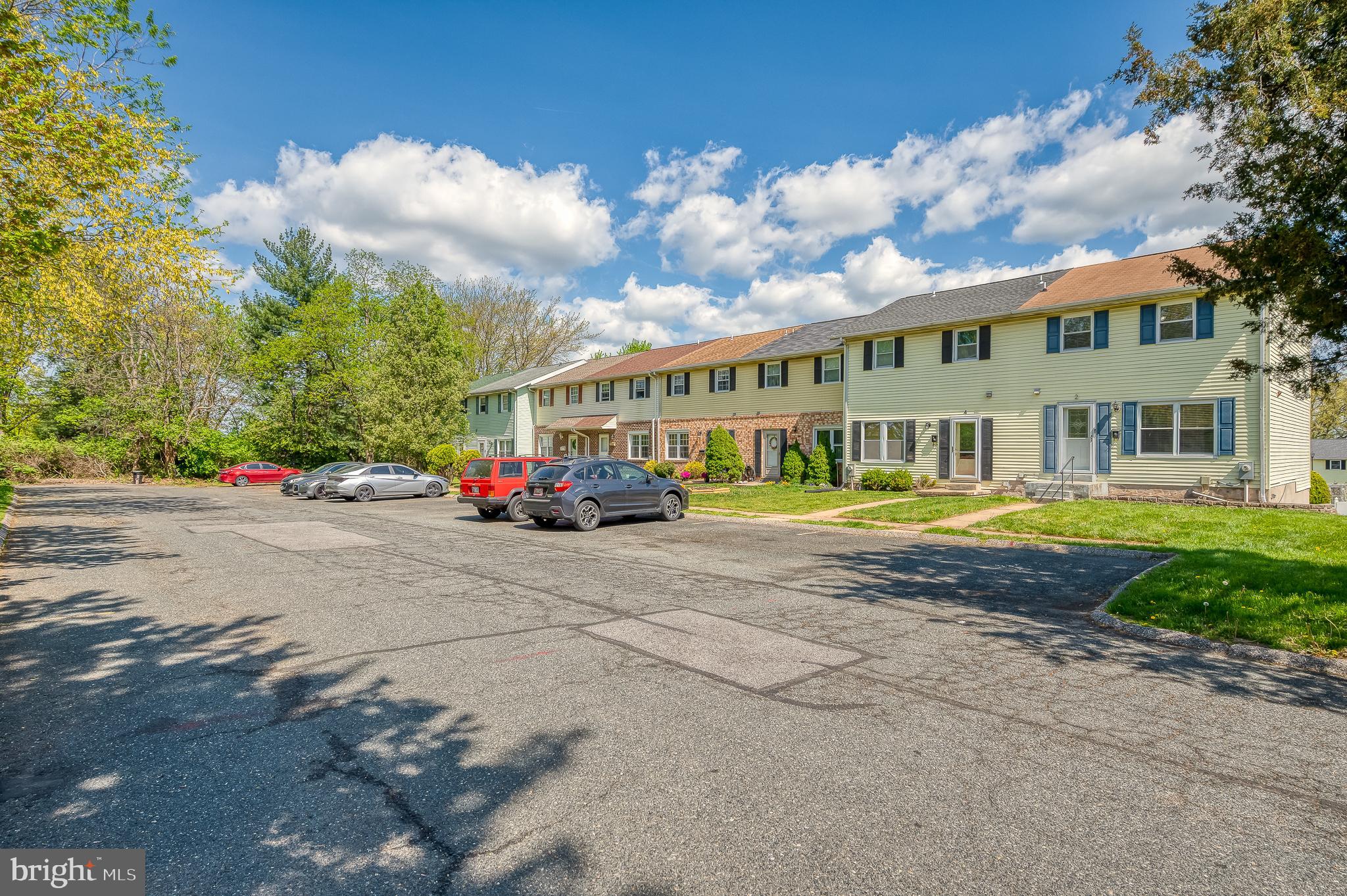 HAZELWOOD VILLAGE - Residential