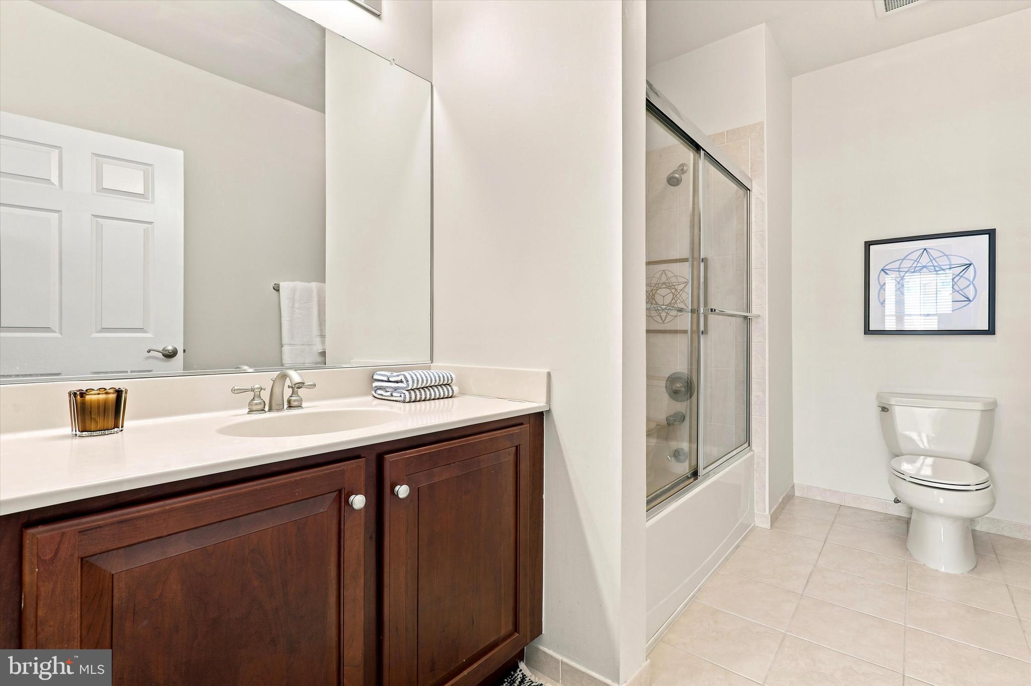 THE GRANDE AT RIVERVIEW - Residential