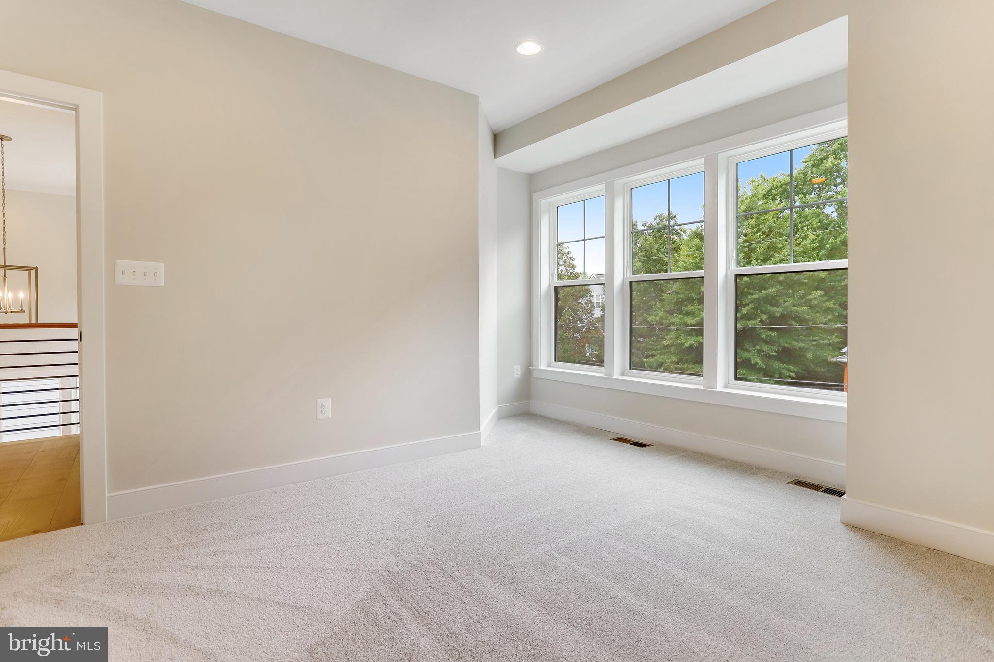 CARLIN SPRINGS - Residential