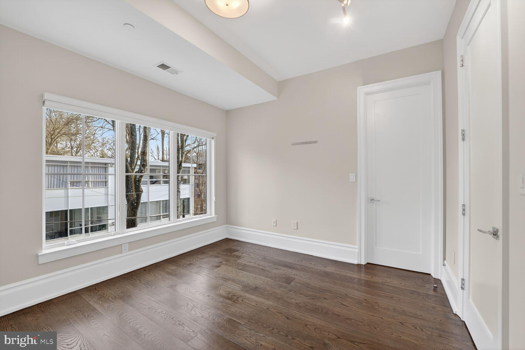 KENT - Residential