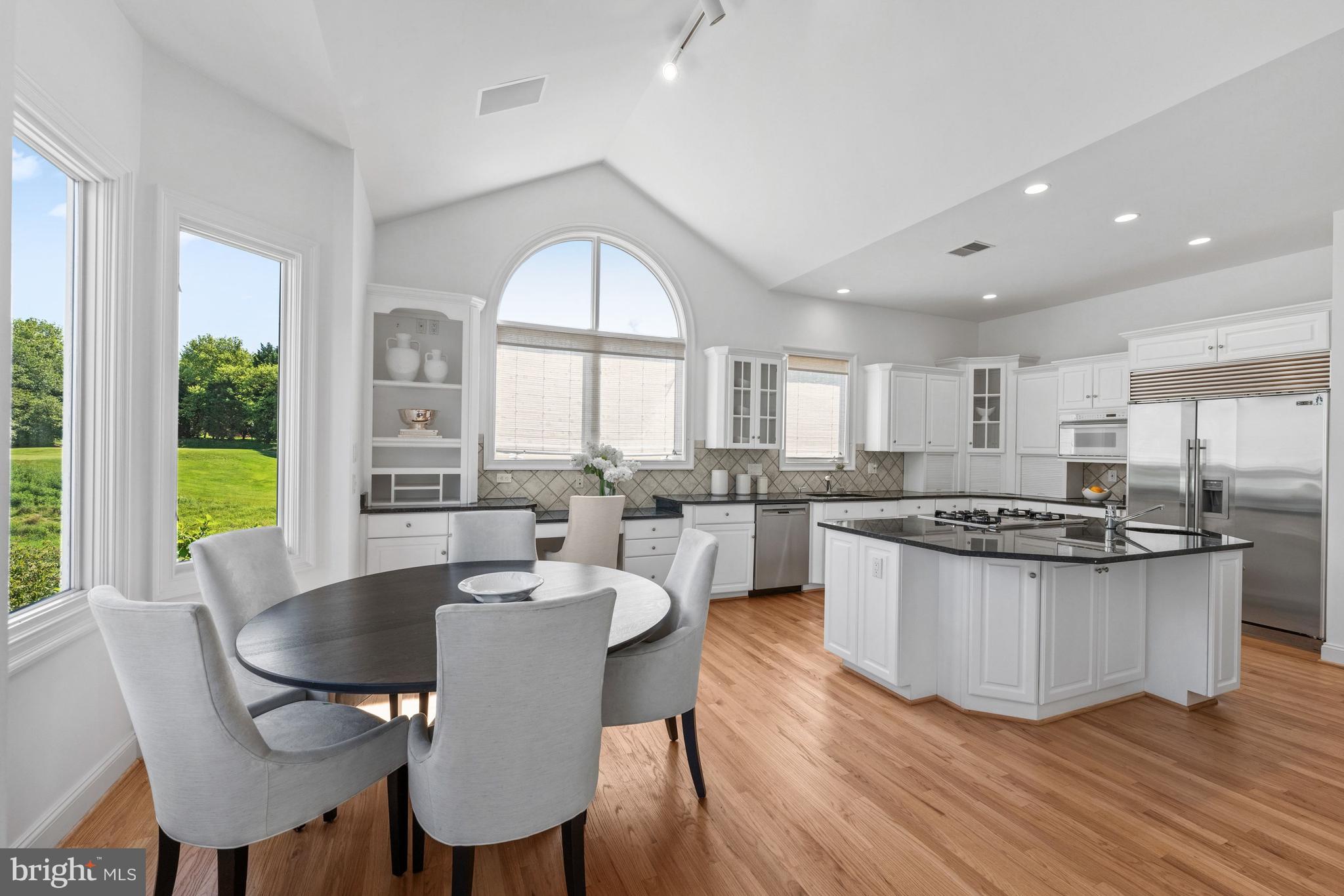 AVENEL - Residential