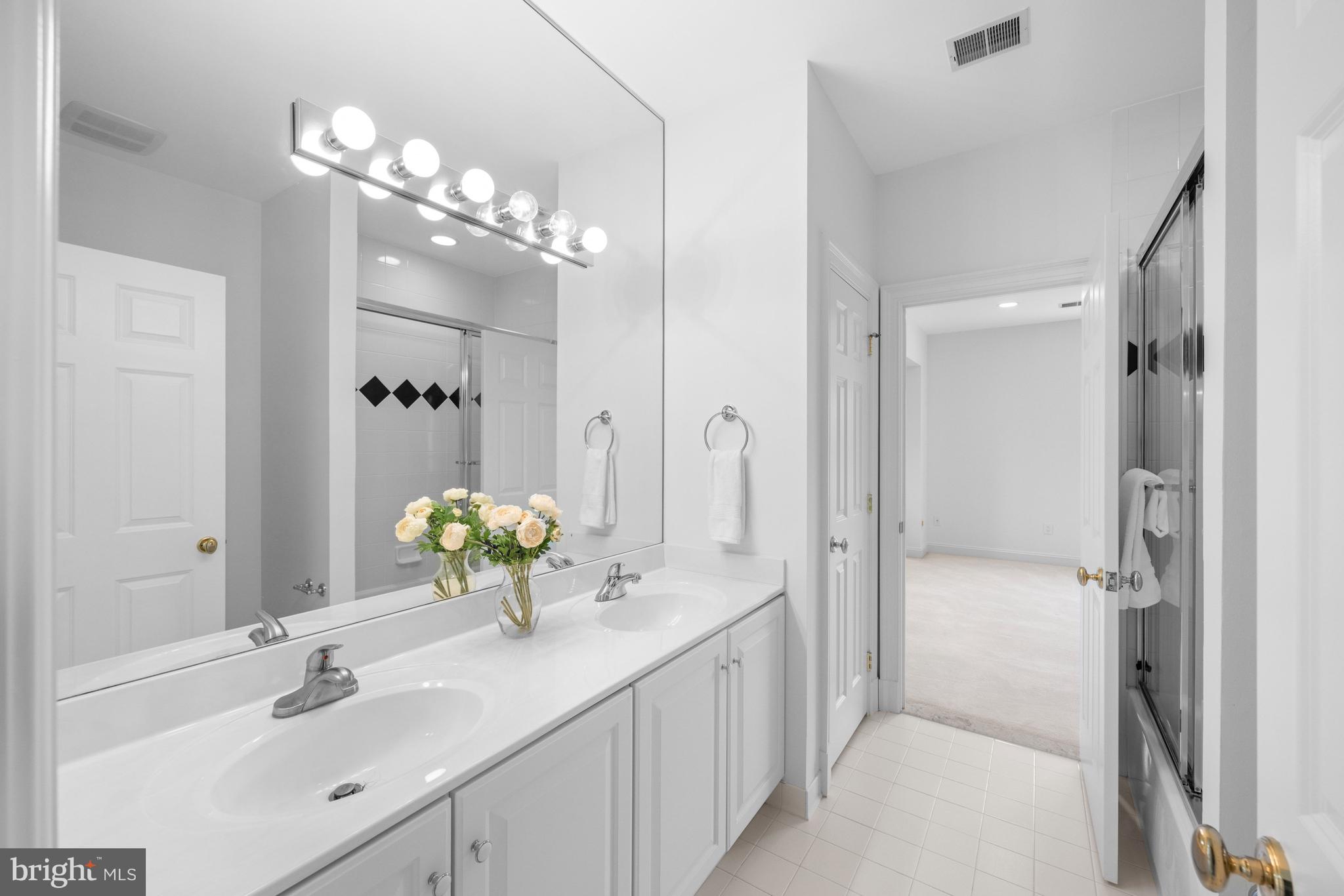 AVENEL - Residential