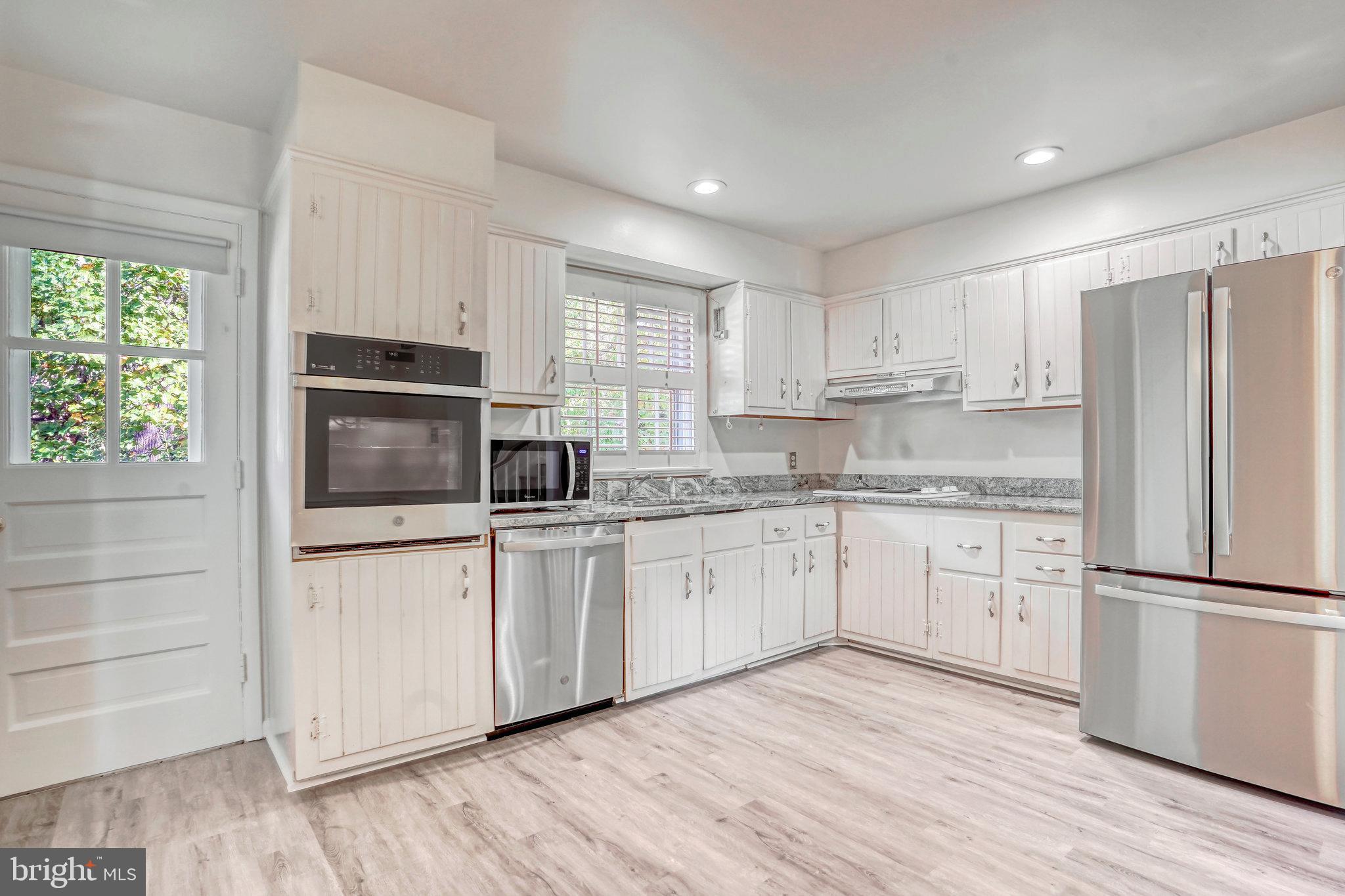 LANDON WOODS - Residential Lease