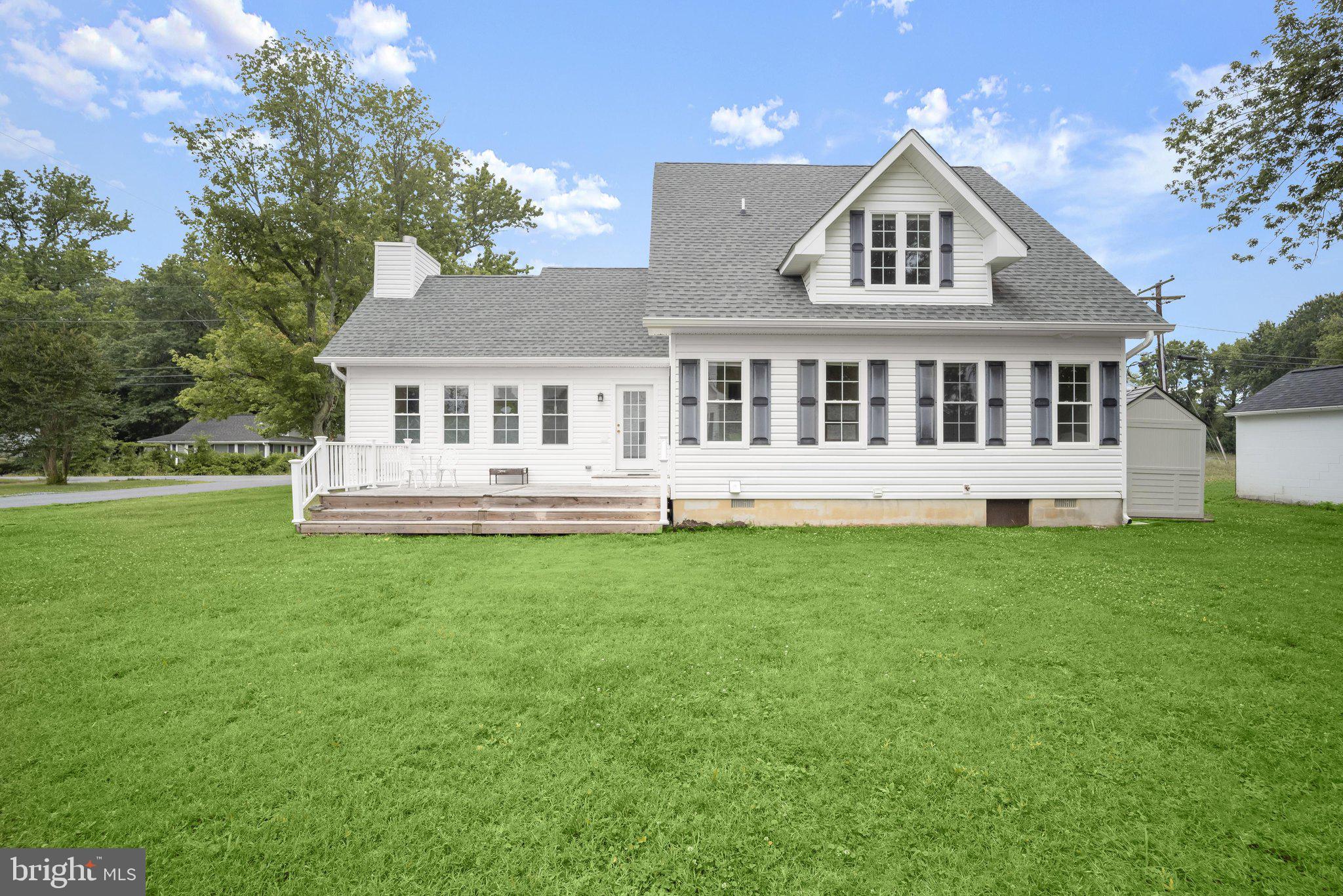 CEDARHURST ON THE BAY - Residential