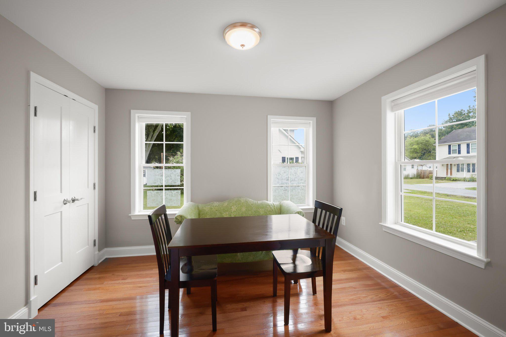 CEDARHURST ON THE BAY - Residential