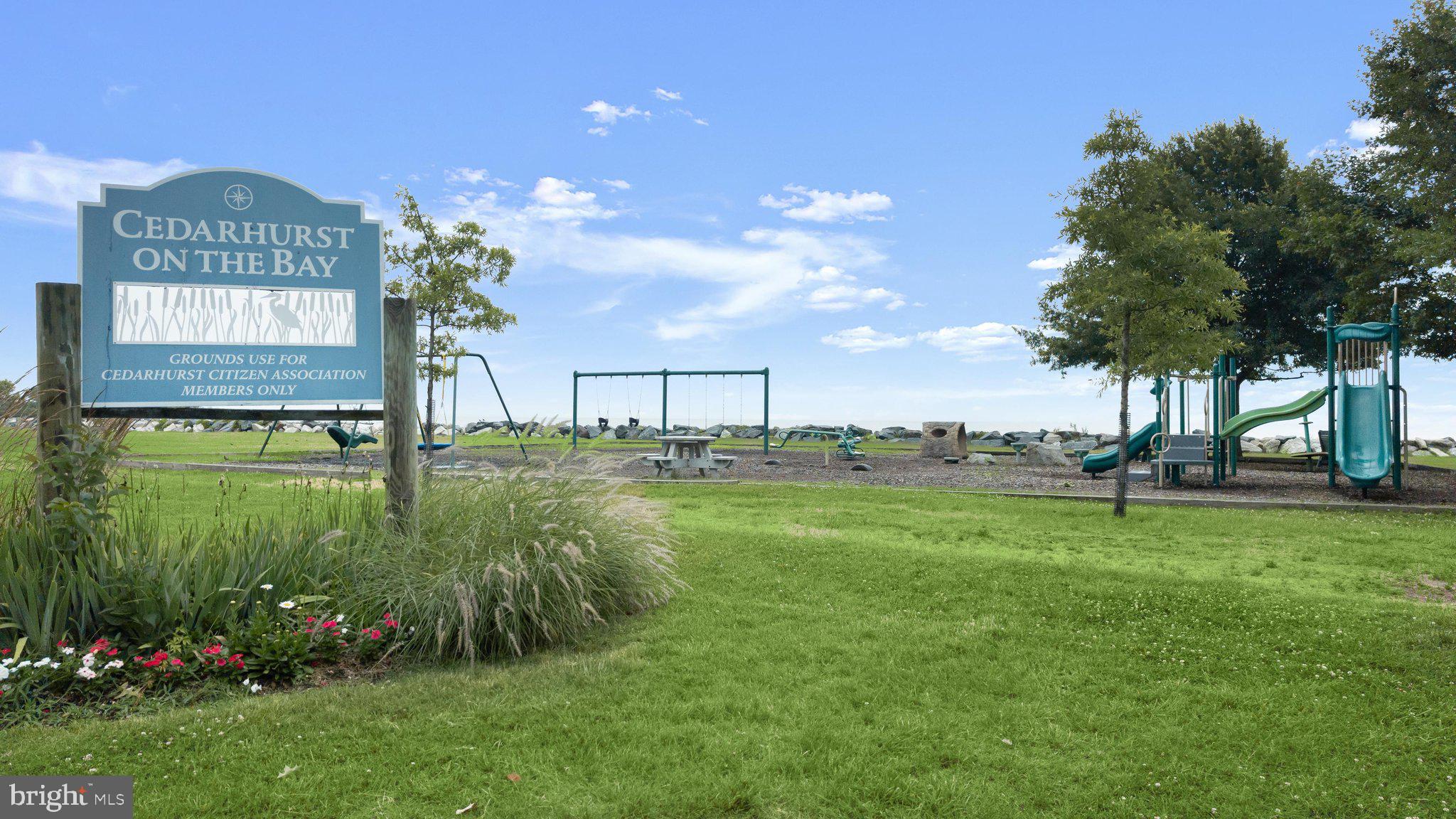 CEDARHURST ON THE BAY - Residential
