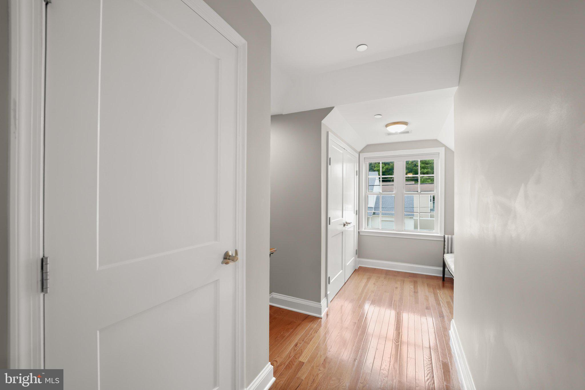 CEDARHURST ON THE BAY - Residential