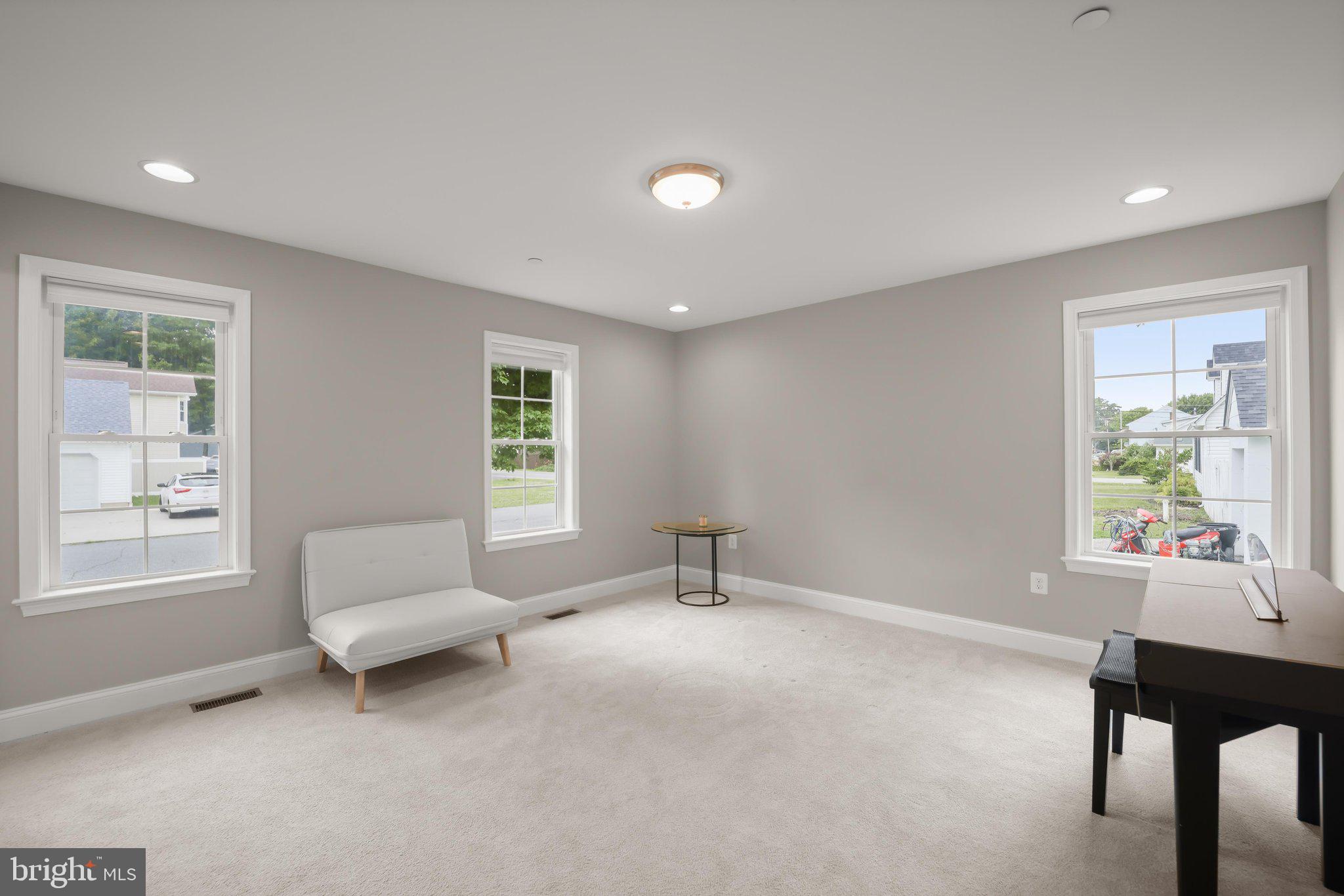 CEDARHURST ON THE BAY - Residential