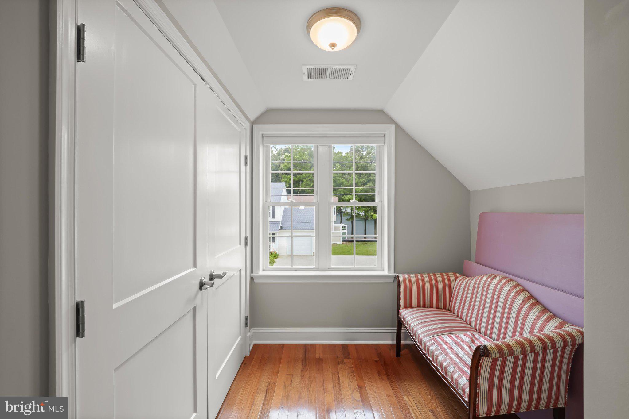 CEDARHURST ON THE BAY - Residential