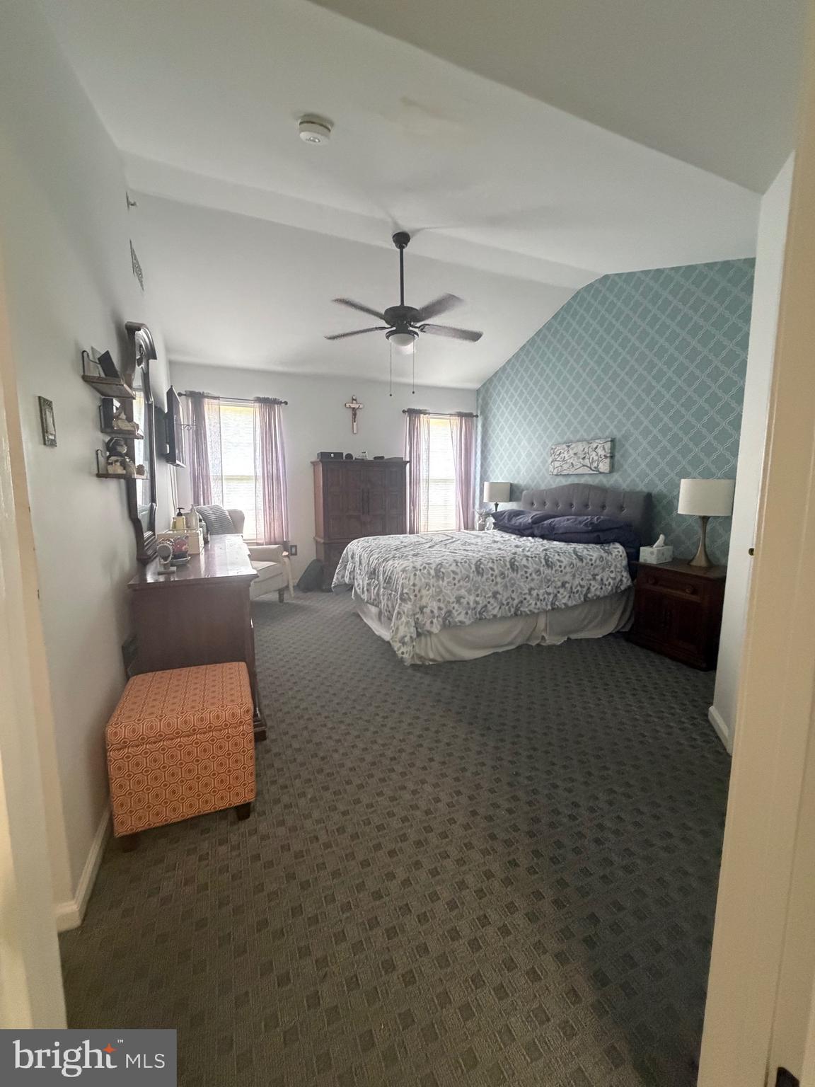 COUNTRY CROSSING - Residential