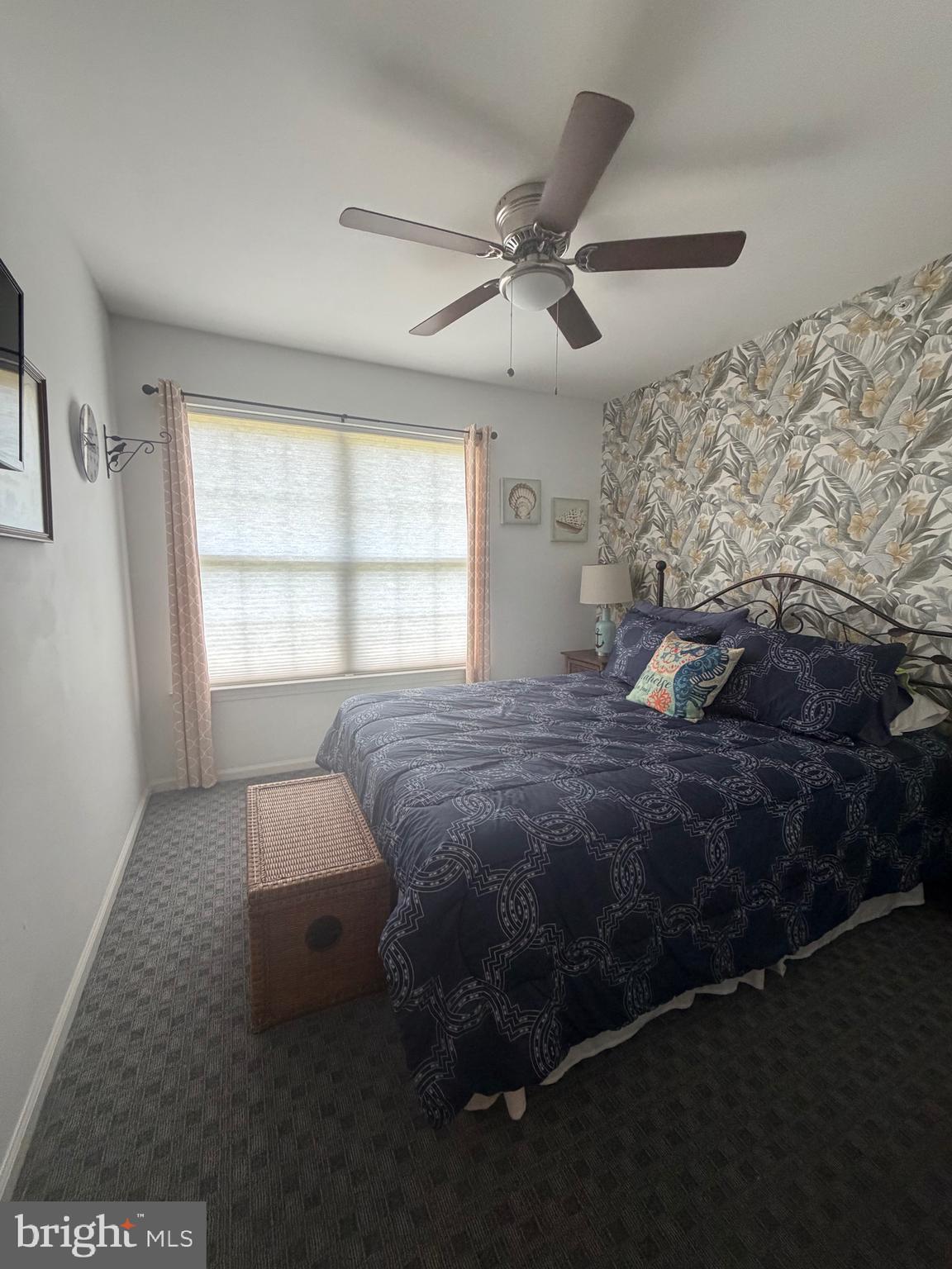 COUNTRY CROSSING - Residential
