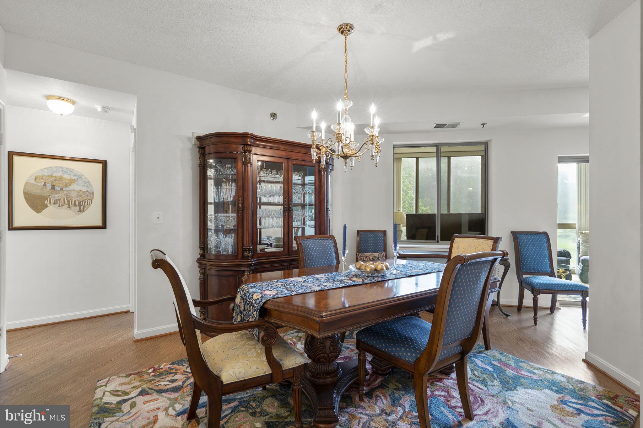 TURNBERRY COURTS AT LEIS - Residential