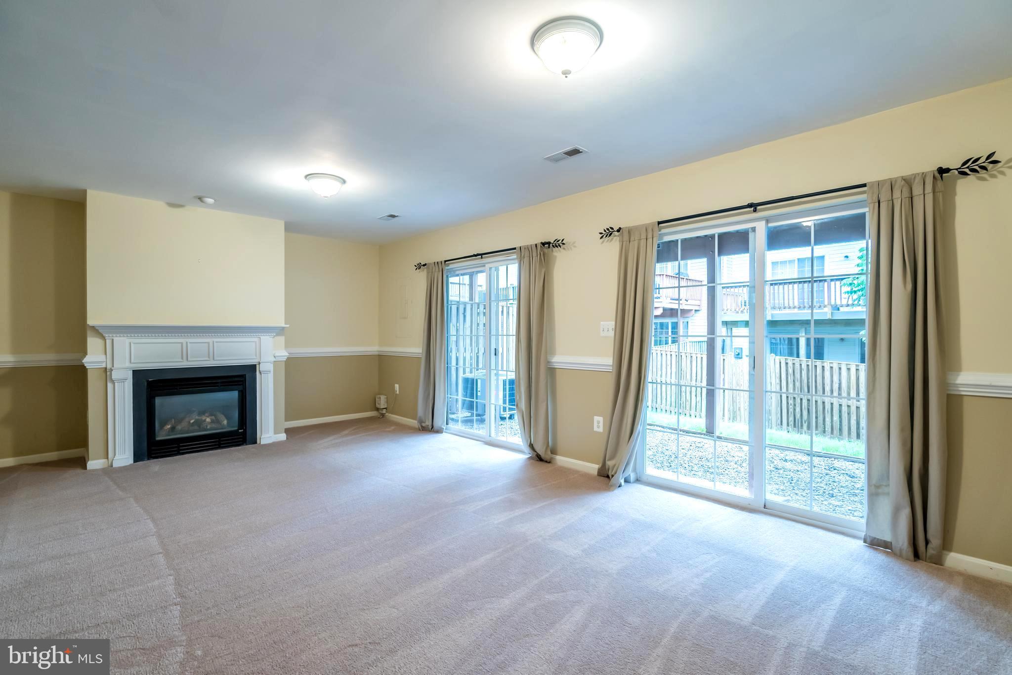 GREAT FALLS CHASE - Residential Lease