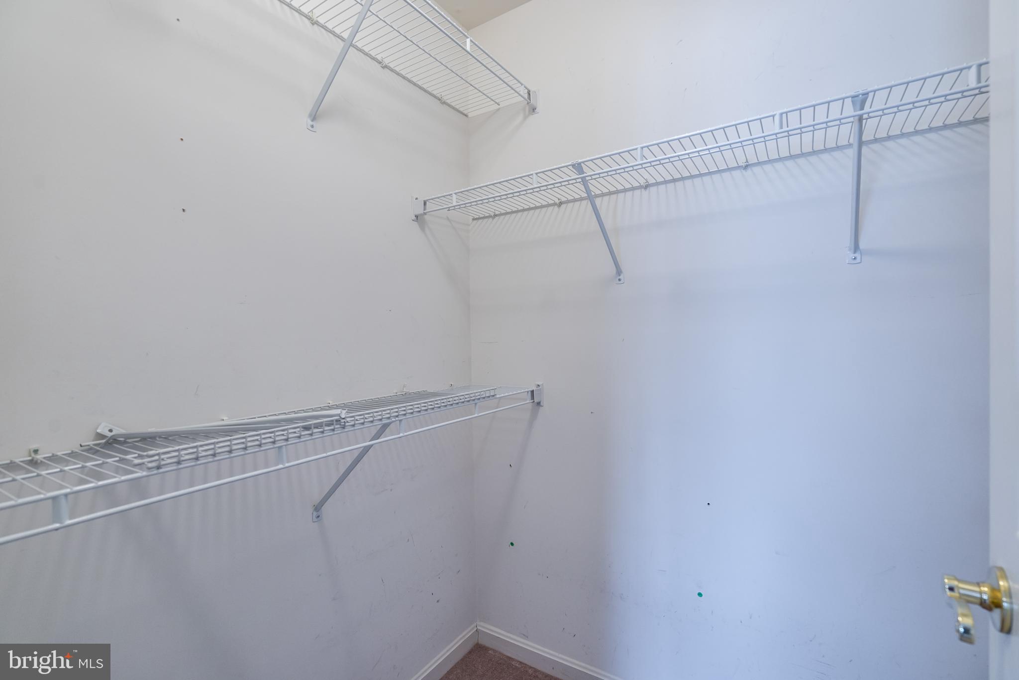 GREAT FALLS CHASE - Residential Lease