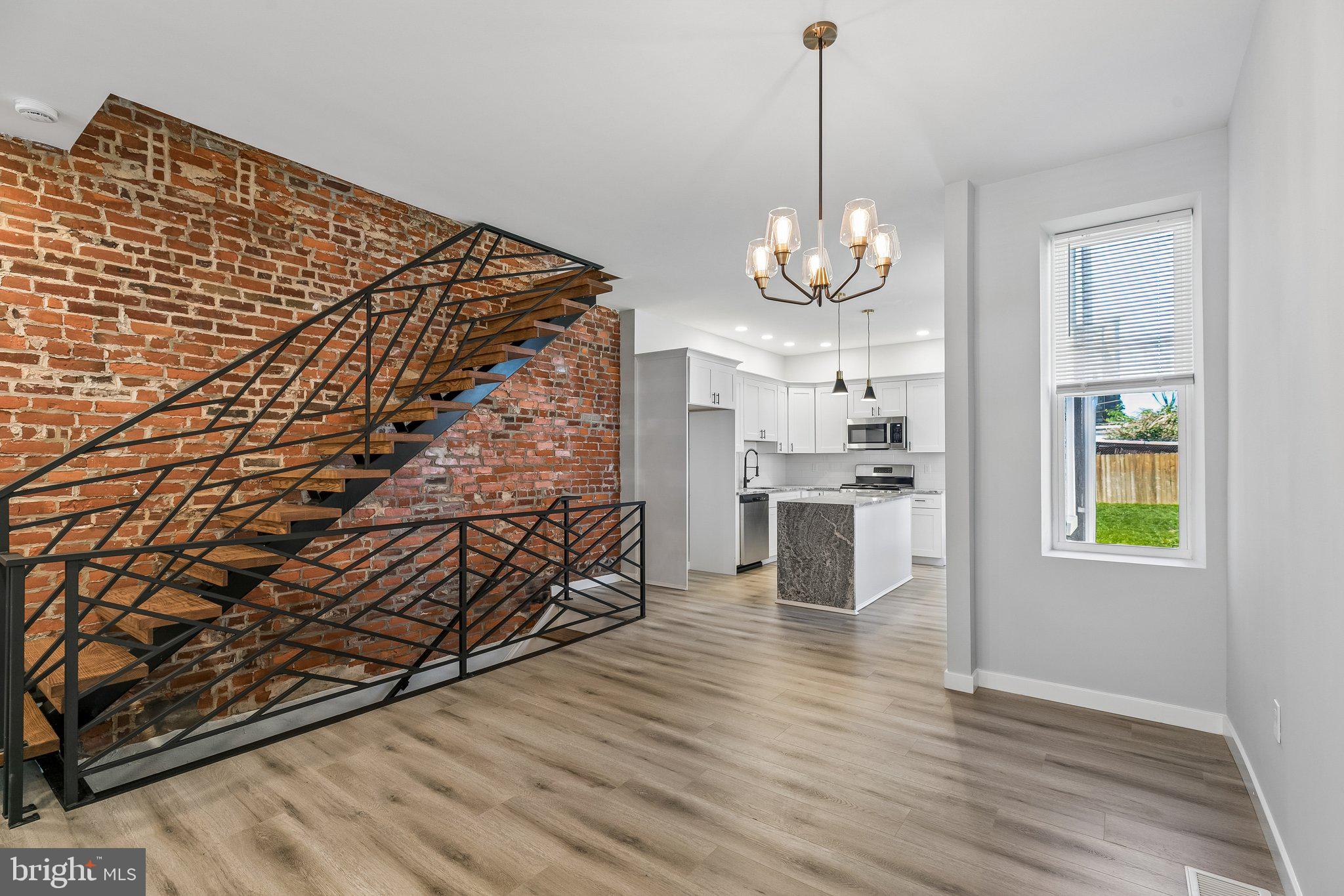 PHILADELPHIA (WEST) - Residential