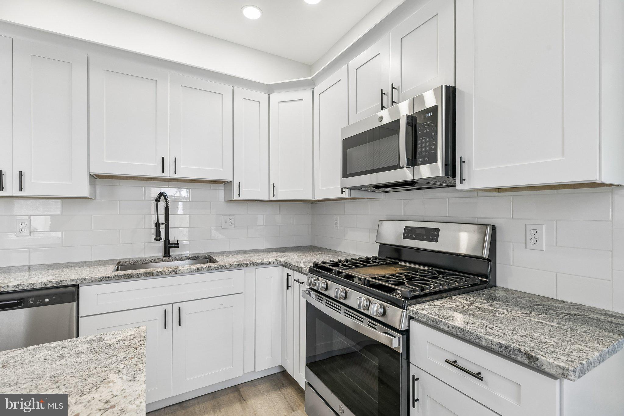 PHILADELPHIA (WEST) - Residential