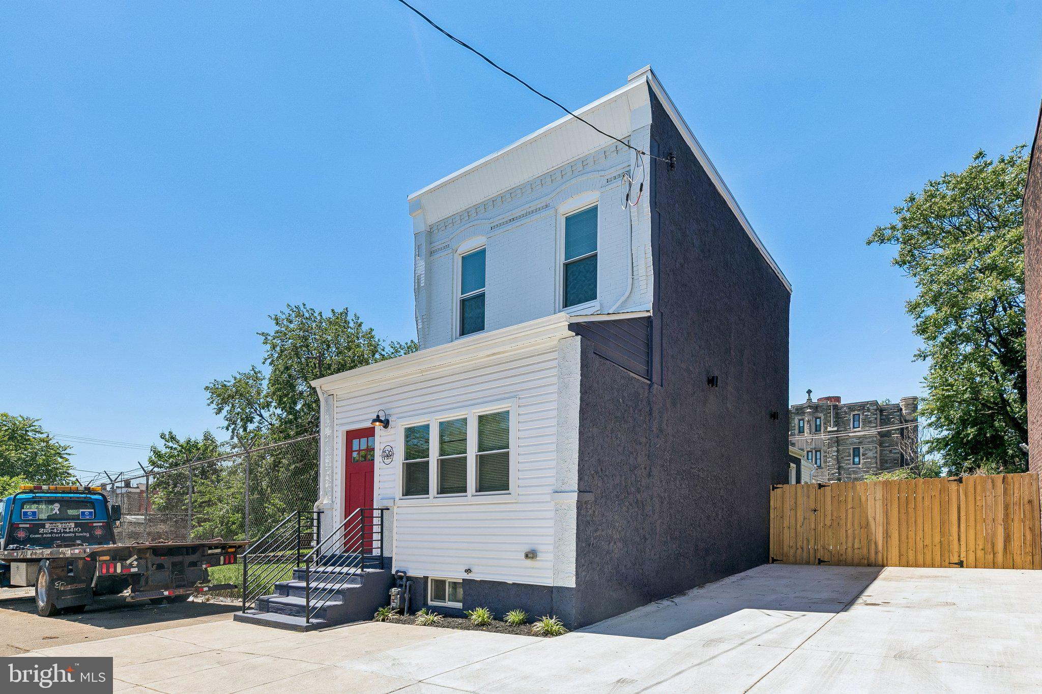 PHILADELPHIA (WEST) - Residential