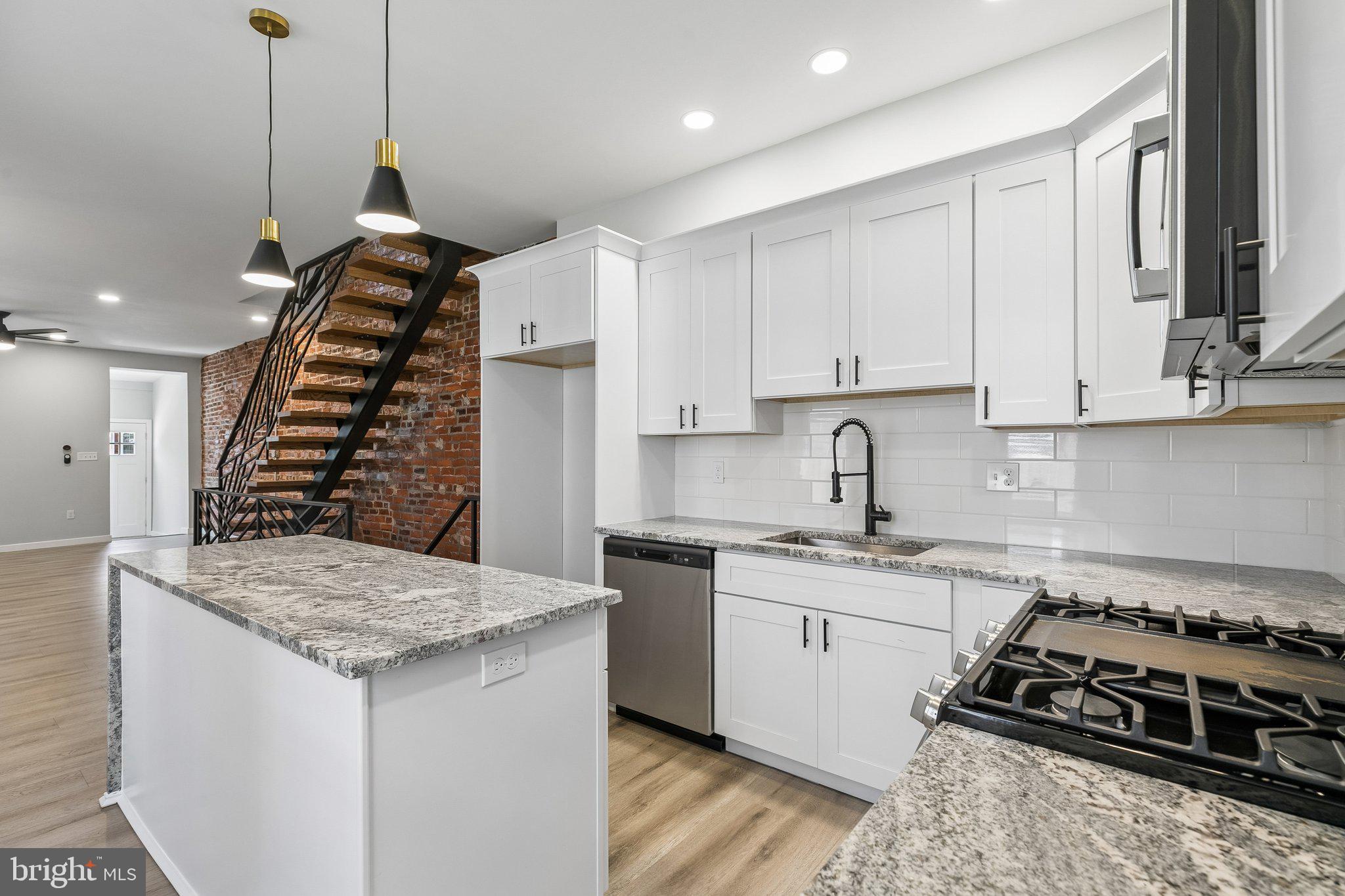 PHILADELPHIA (WEST) - Residential