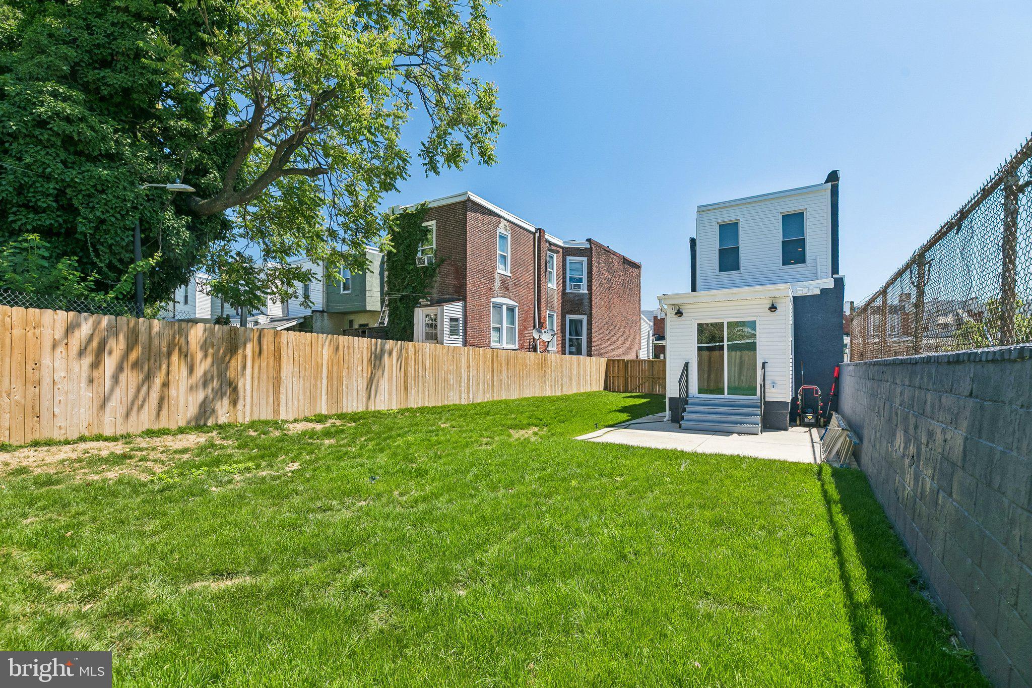 PHILADELPHIA (WEST) - Residential