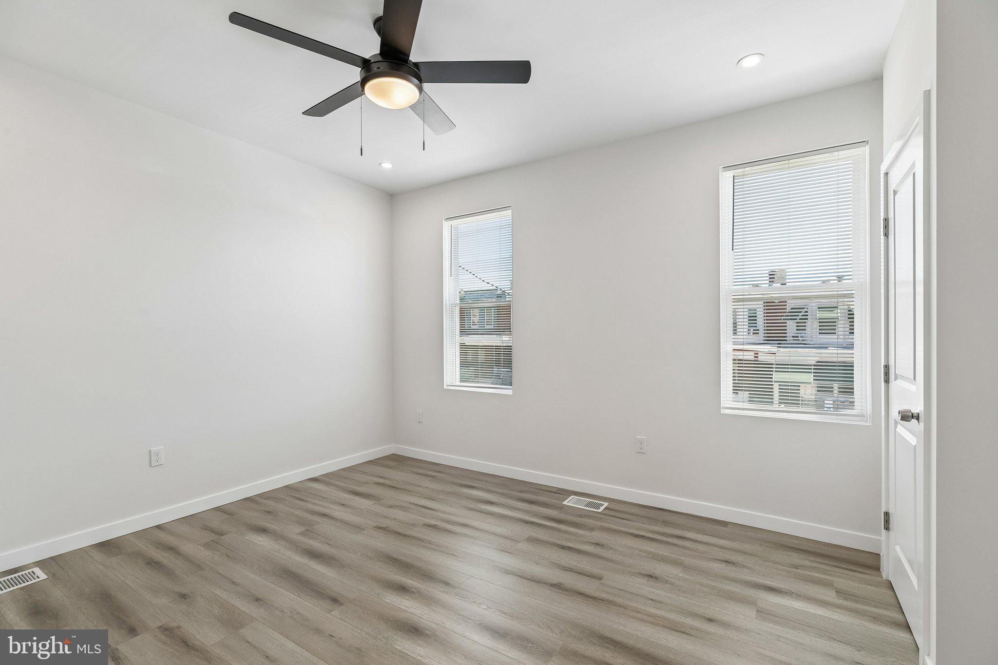 PHILADELPHIA (WEST) - Residential