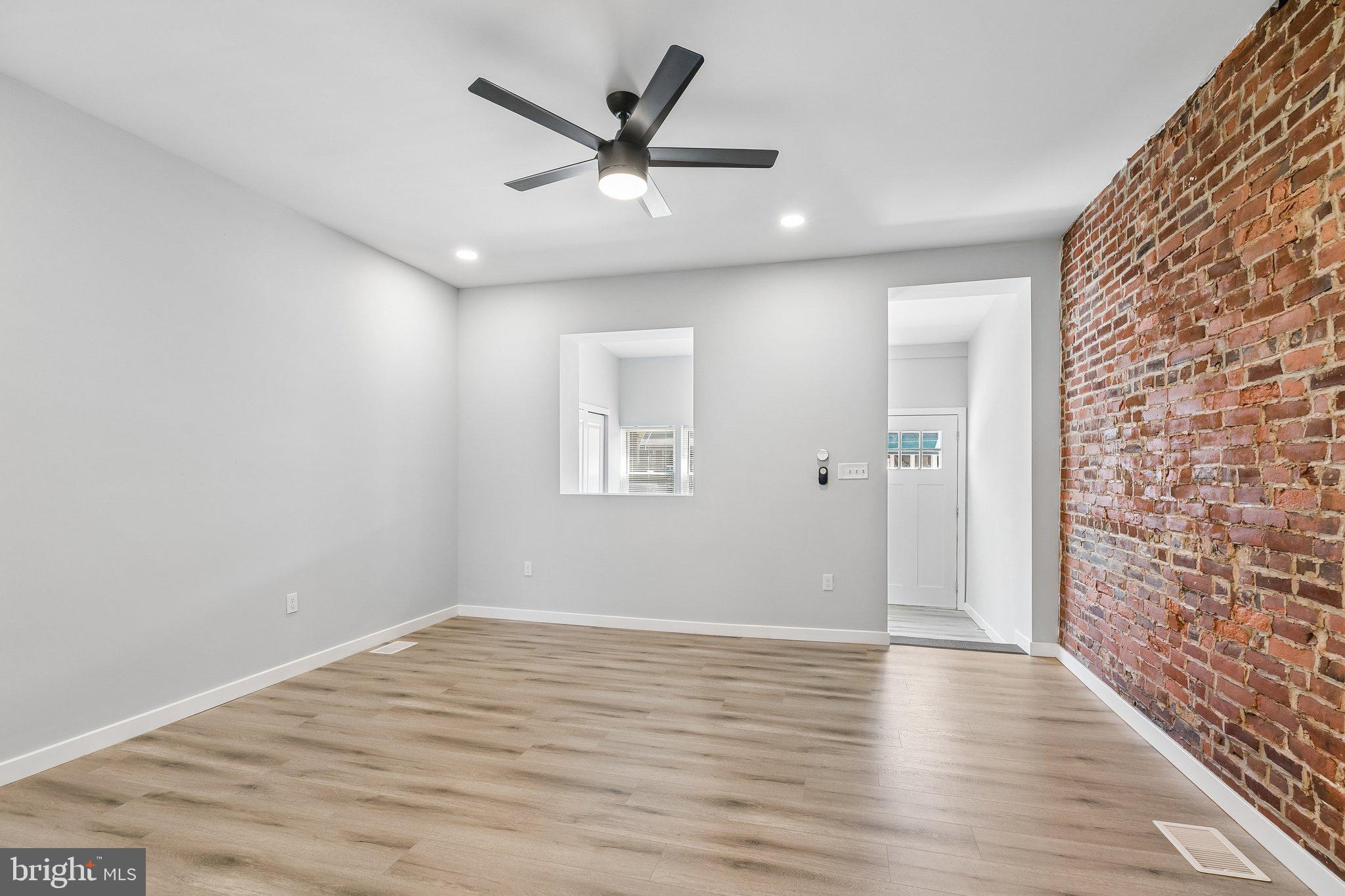 PHILADELPHIA (WEST) - Residential