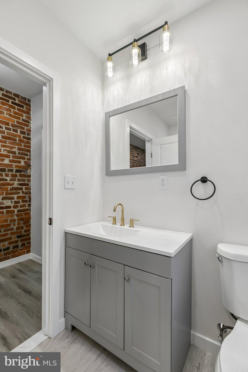 PHILADELPHIA (WEST) - Residential