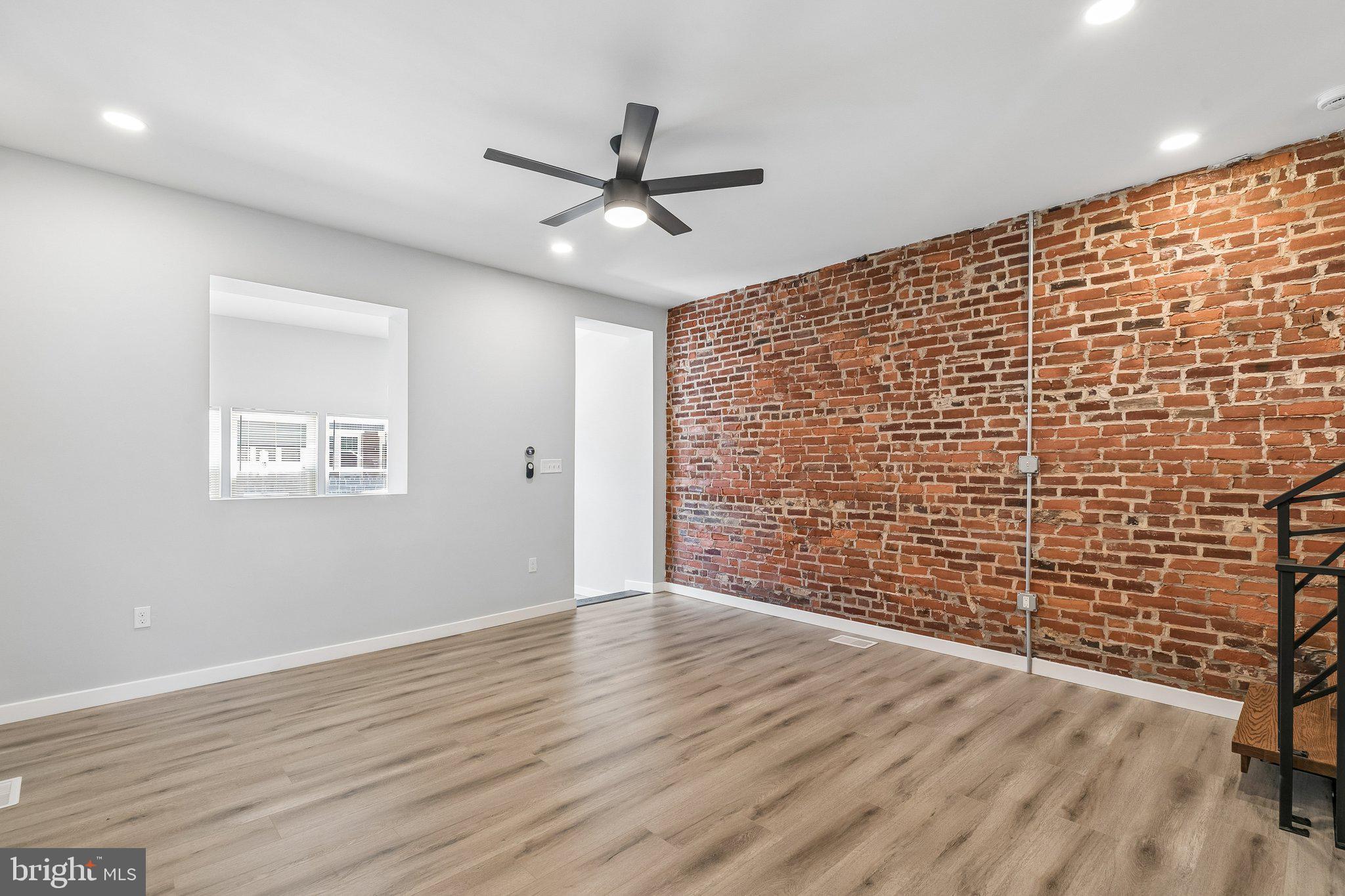 PHILADELPHIA (WEST) - Residential
