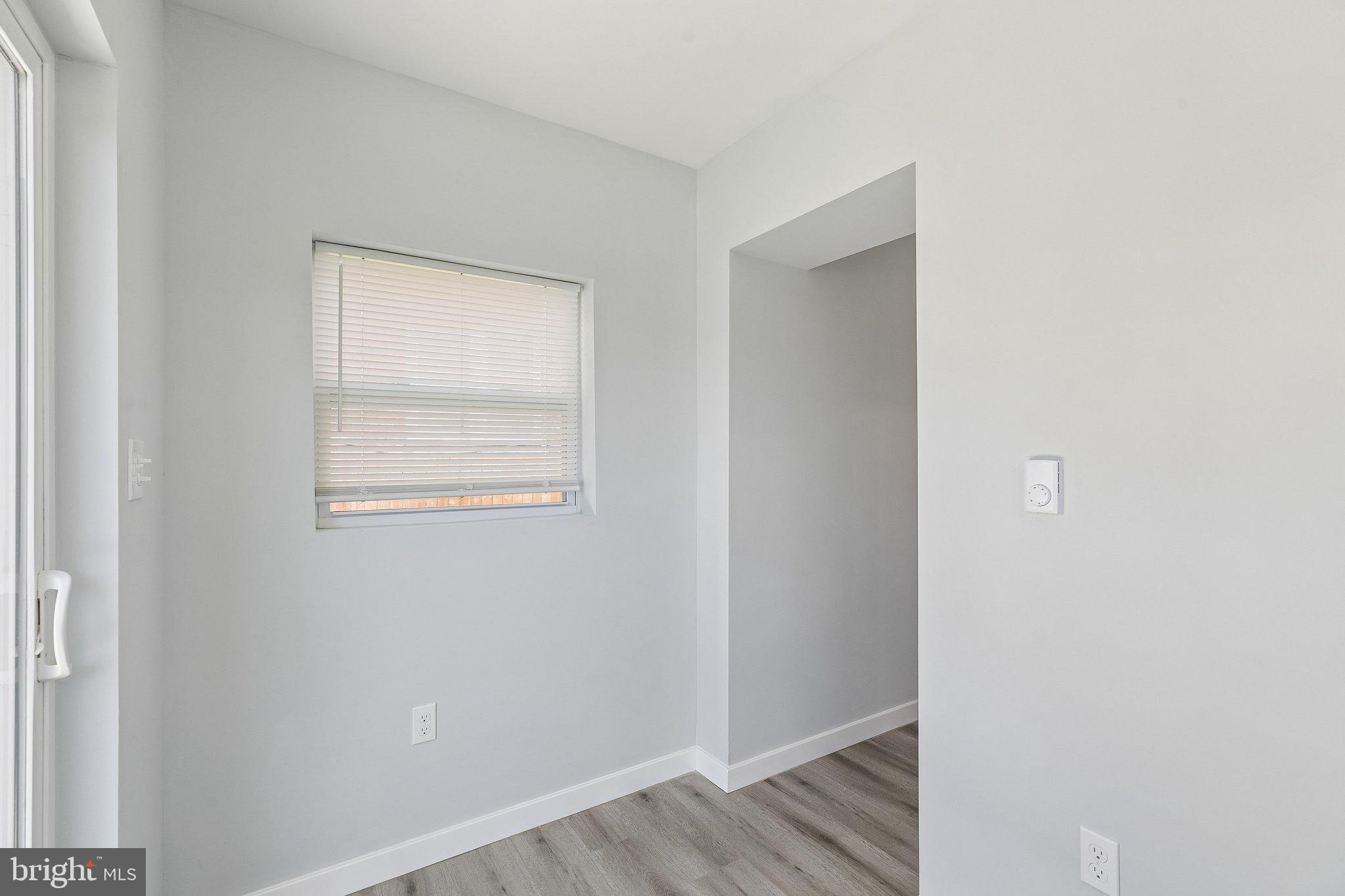 PHILADELPHIA (WEST) - Residential