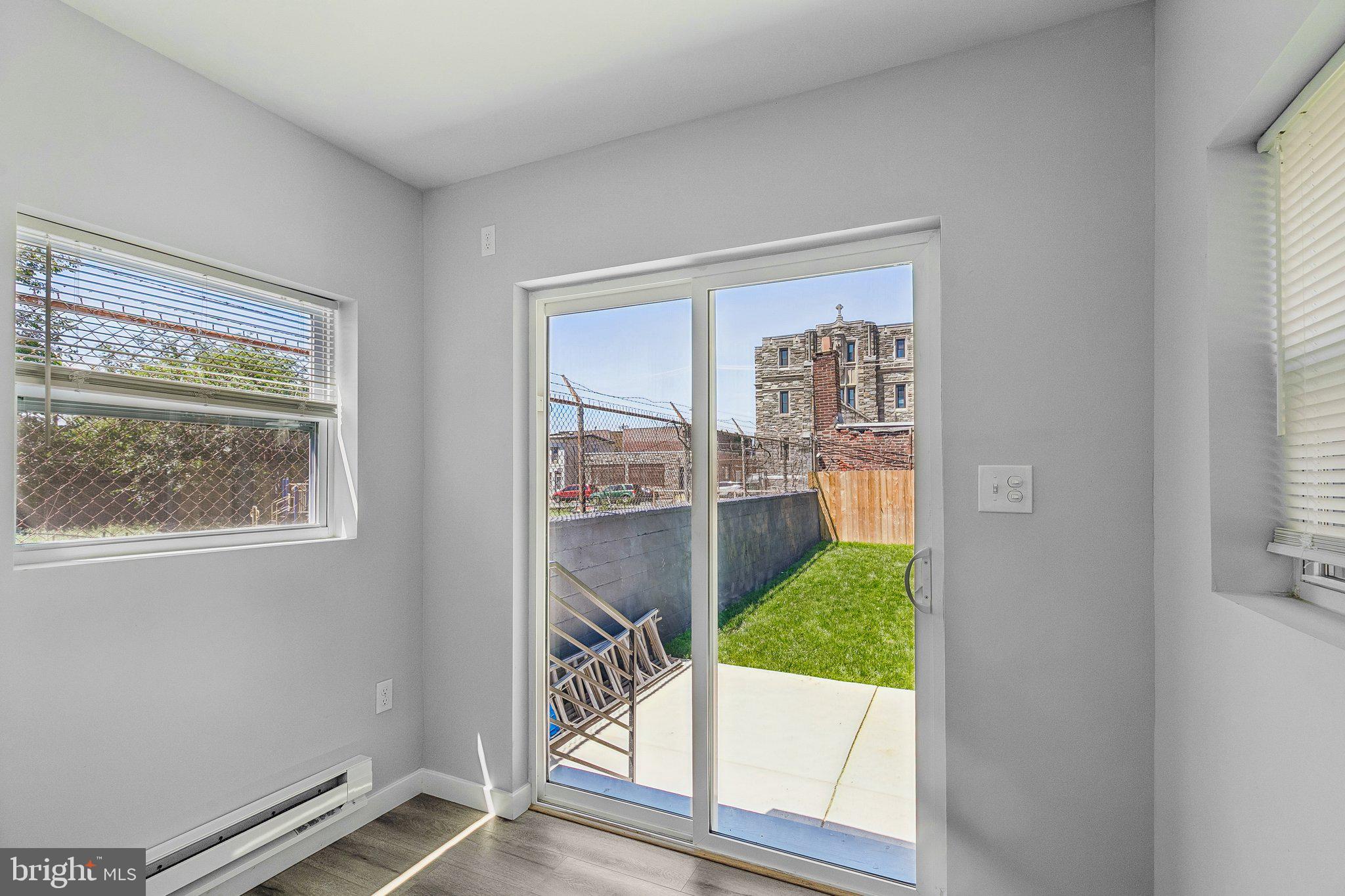 PHILADELPHIA (WEST) - Residential