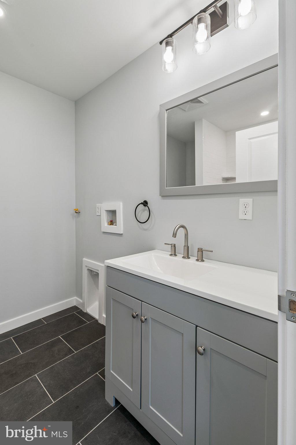 PHILADELPHIA (WEST) - Residential