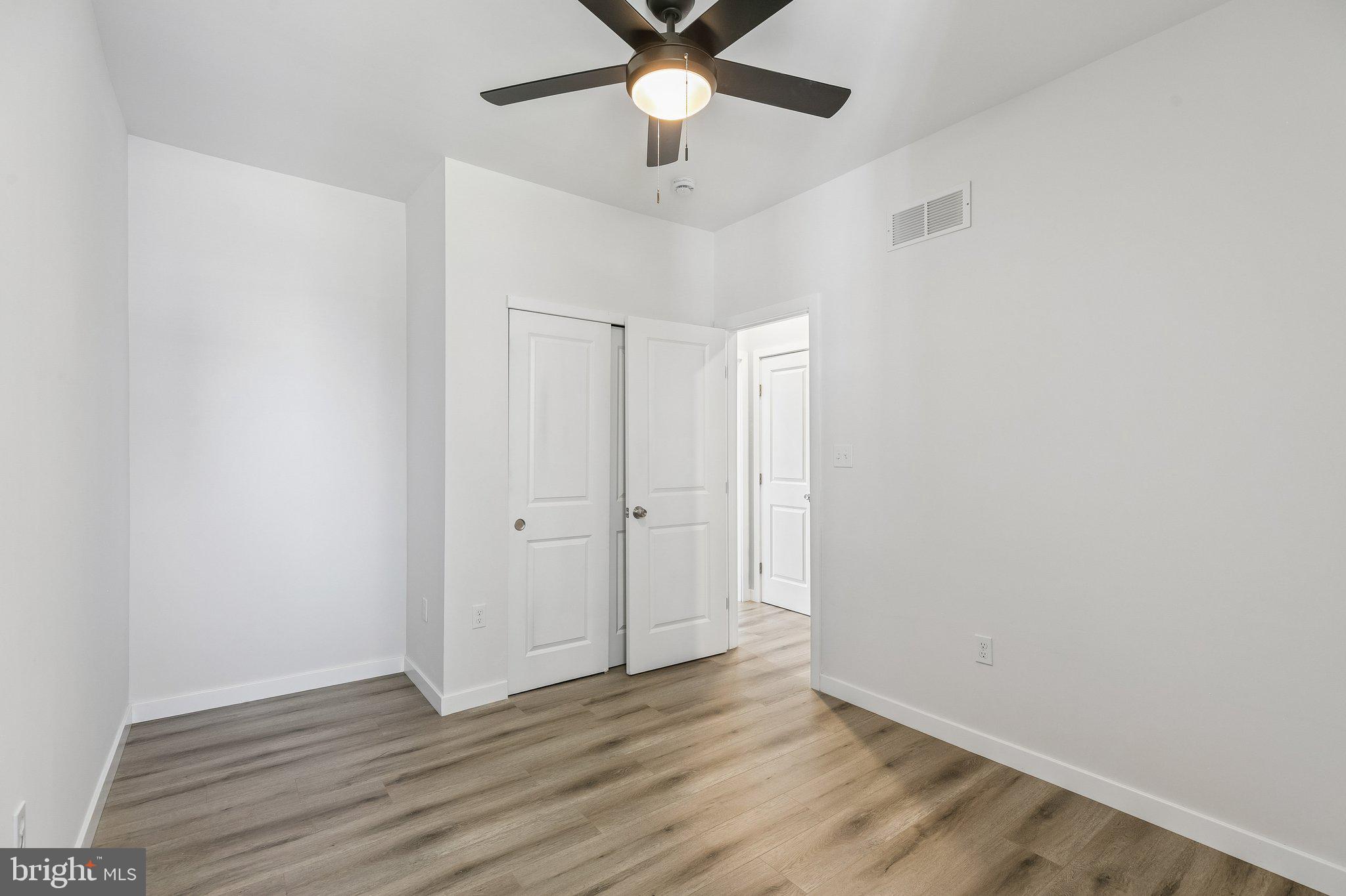 PHILADELPHIA (WEST) - Residential