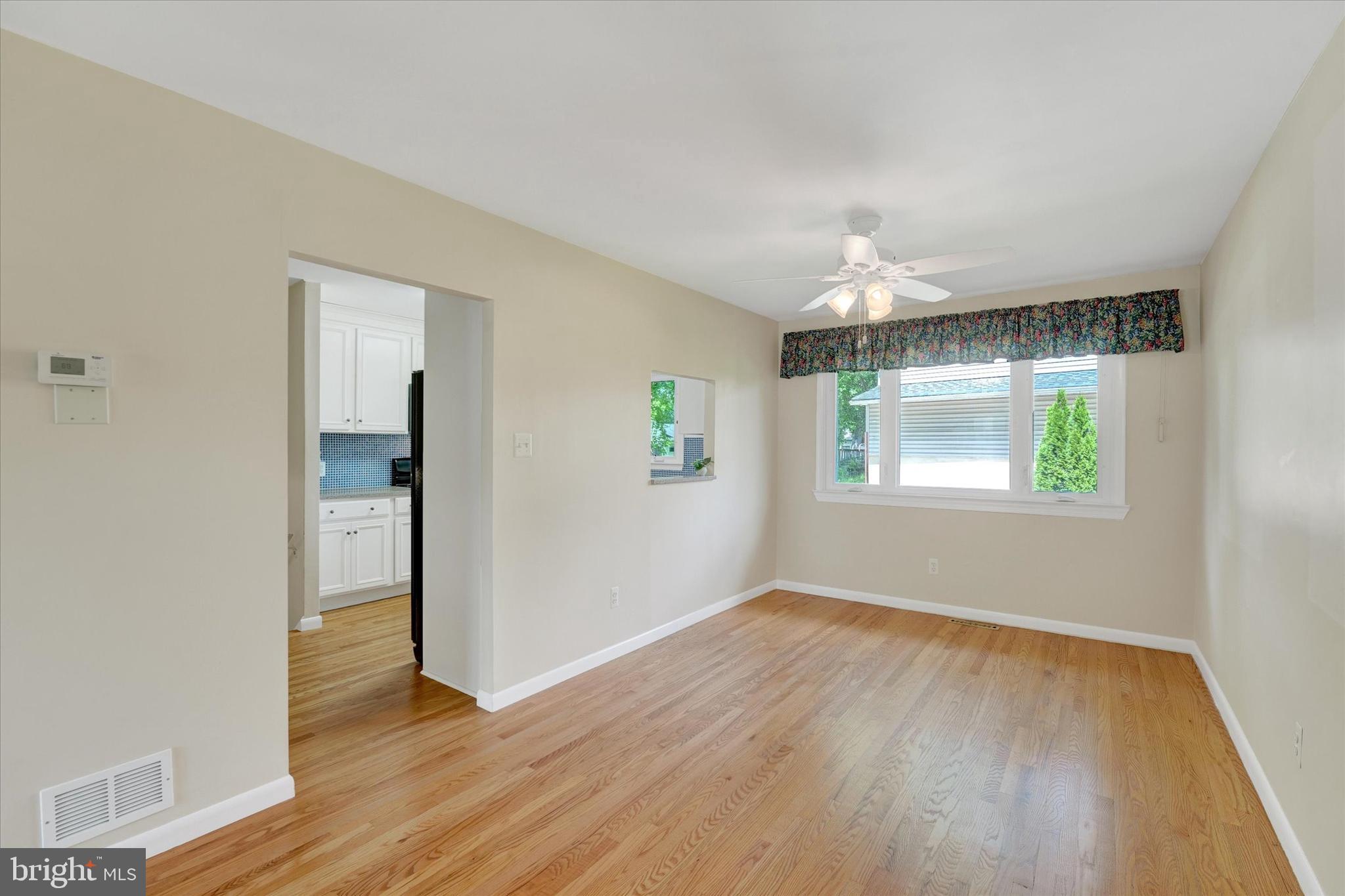 WHITEHALL - Residential