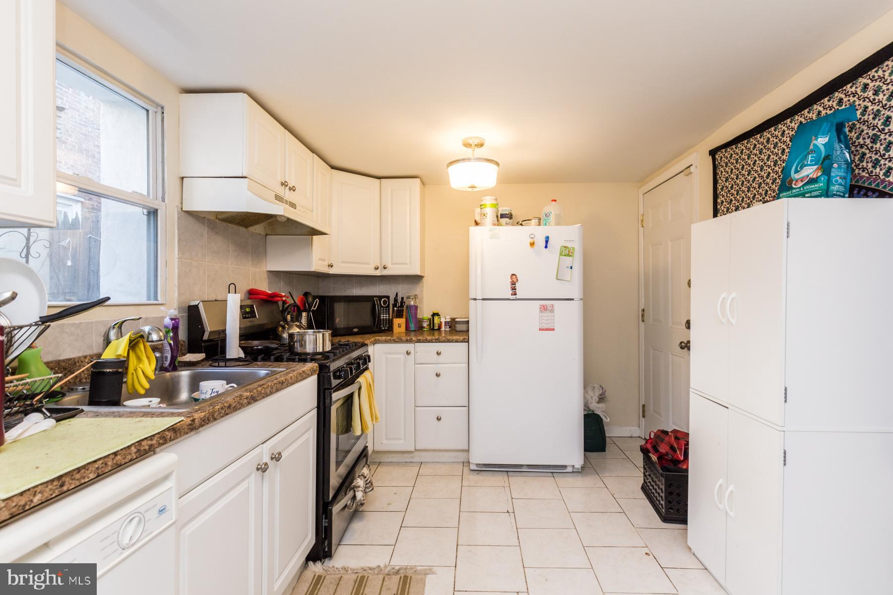 EAST KENSINGTON - Residential Lease