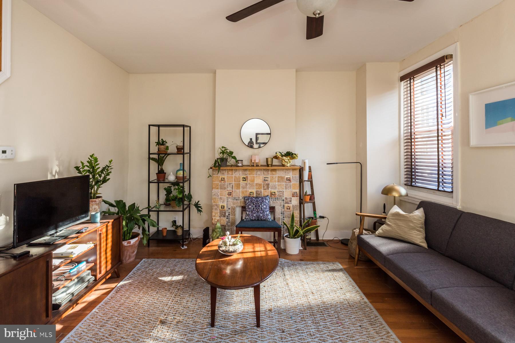 EAST KENSINGTON - Residential Lease