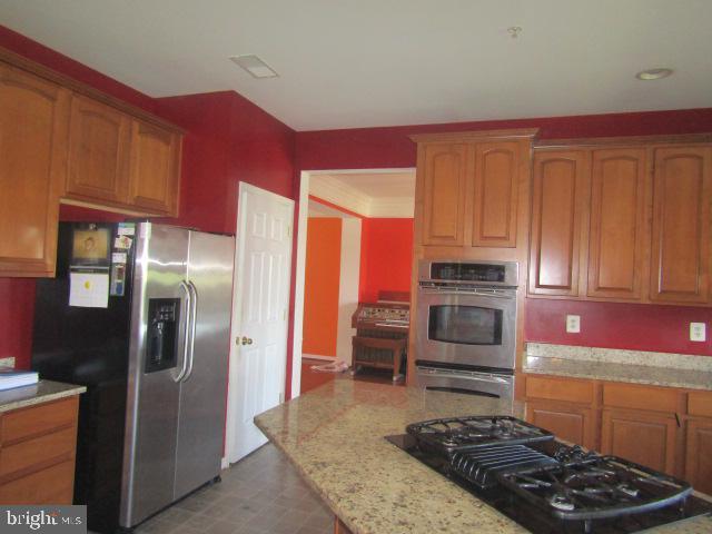KINGS CROSSING - Residential
