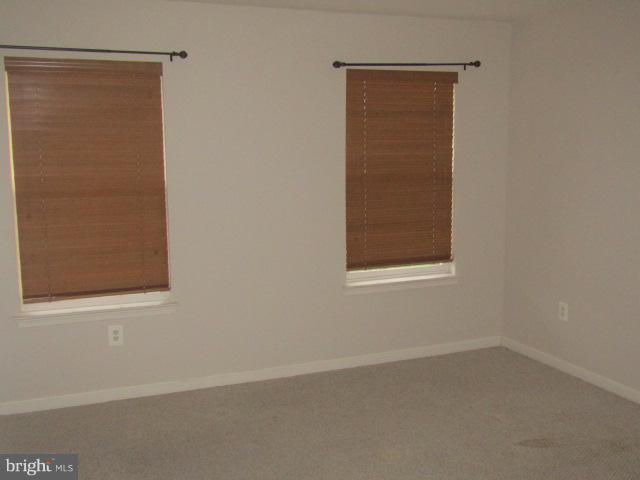 KINGS CROSSING - Residential