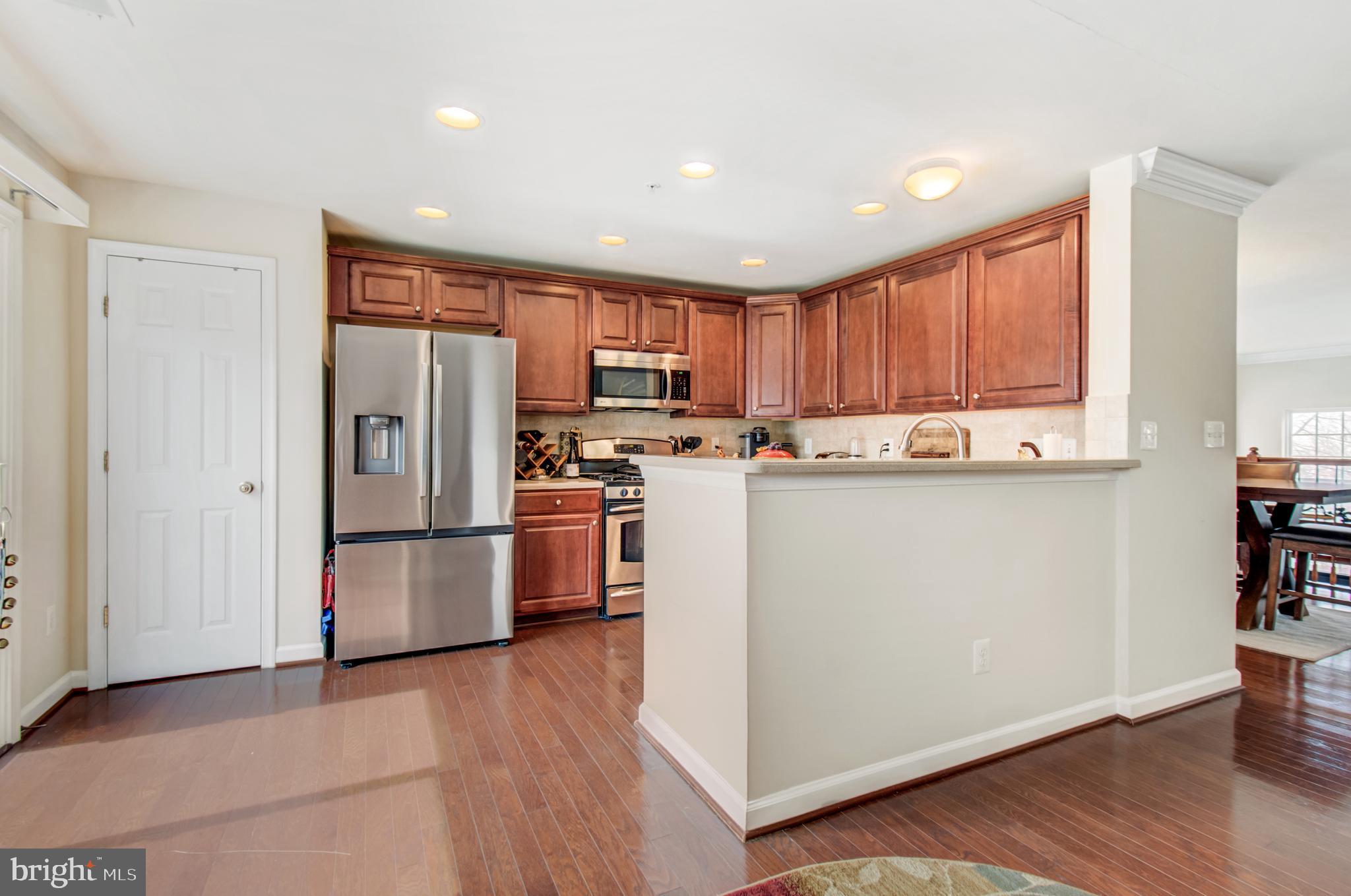 EAST MARKET AT FAIR LAKE - Residential