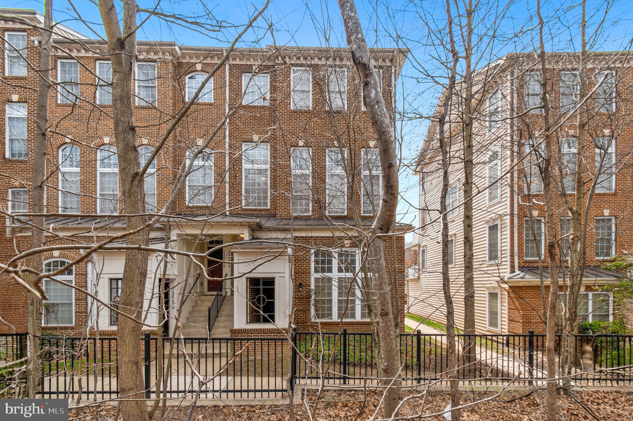 OFFER RECEIVED .... OFFER DEADLINE SET FOR TUESDAY 3/25 FOR 12 PM. 

Don't miss out on this exceptional opportunity to own a delightful 3-bedroom, 2.5-bath townhouse-style condo—a true gem! This Arlington model spans 2,068 sq ft of beautifully updated living space, featuring a beautiful kitchen and a luxurious owner's suite, perfect for contemporary living. Enjoy the prime location, close to shopping and the complimentary shuttle to the Vienna Metro—this home truly has it all!

Upon entering, you'll be greeted by a spacious family room with ample natural light. Dining room with space for larger furniture shares view of the spectacular gas fireplace that is is easy to enjoy from almost all of the main level! The chef’s kitchen is a culinary dream, equipped with granite countertops, a gas range, a breakfast bar, and 42-inch raised panel oak cabinets. Additionally, you'll find a spacious pantry, a convenient half bath, and direct access to the deck. 

Venture upstairs to discover the exquisite owner's suite, boasting two walk-in closets, en-suite bathroom featuring a whirlpool jetted tub, a stand-alone shower, and a dual sink vanity. The two additional bedrooms provide ample closet space and are bathed in natural light. The top floor also includes a full-sized washer and dryer, along with a generously sized second bathroom.

This community is ideally situated near the Vienna Metro connector shuttle, superb access to 66, Fairfax County Pkwy and 29 Lee Hwy offering easy access to amenities including 6 grocery stores, Fair Oaks Mall, Fair Lakes shopping center and so much more. This townhouse-style condo is not just a home, but a lifestyle. Explore the possibilities and make this dream home yours today!