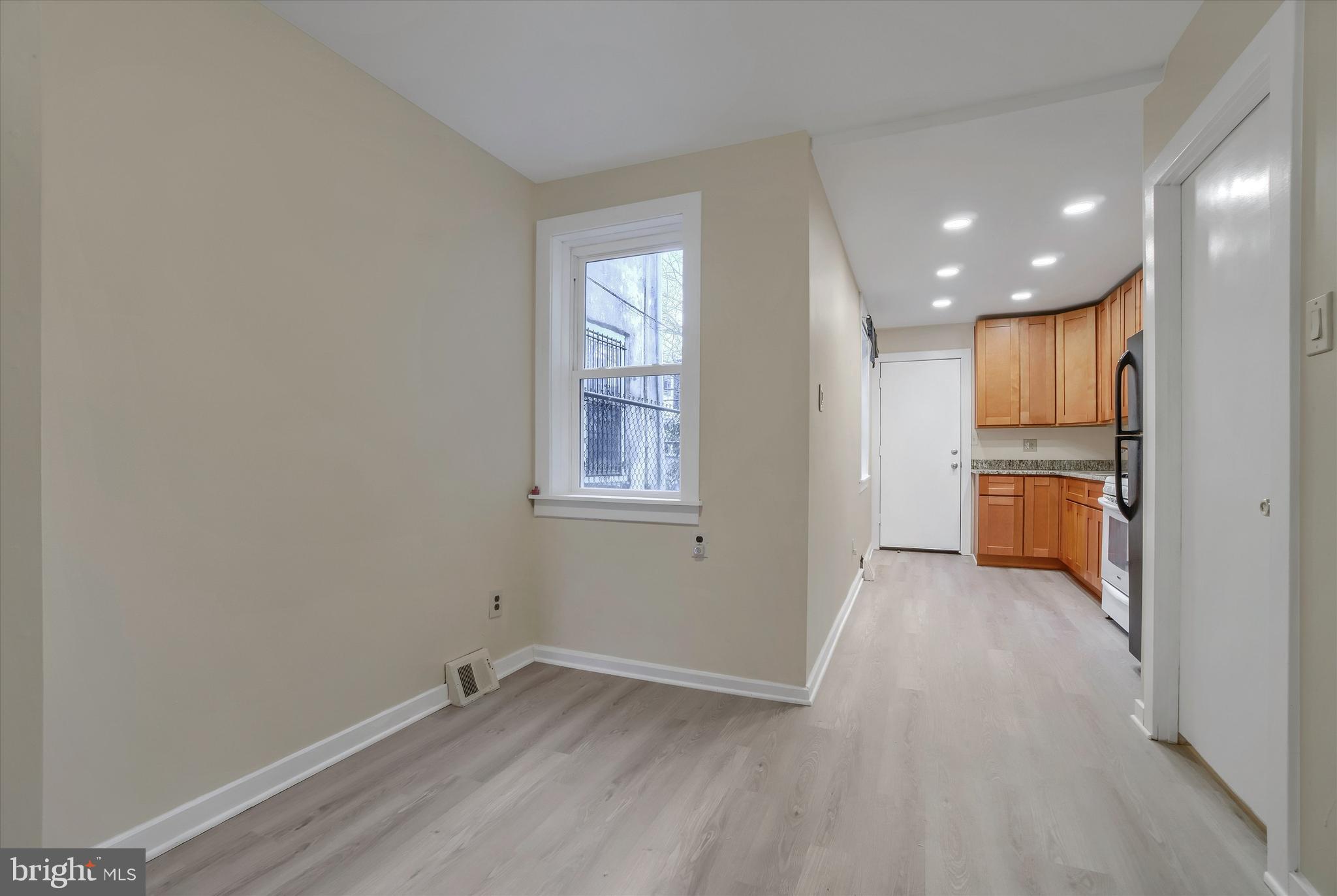MANTUA - Residential