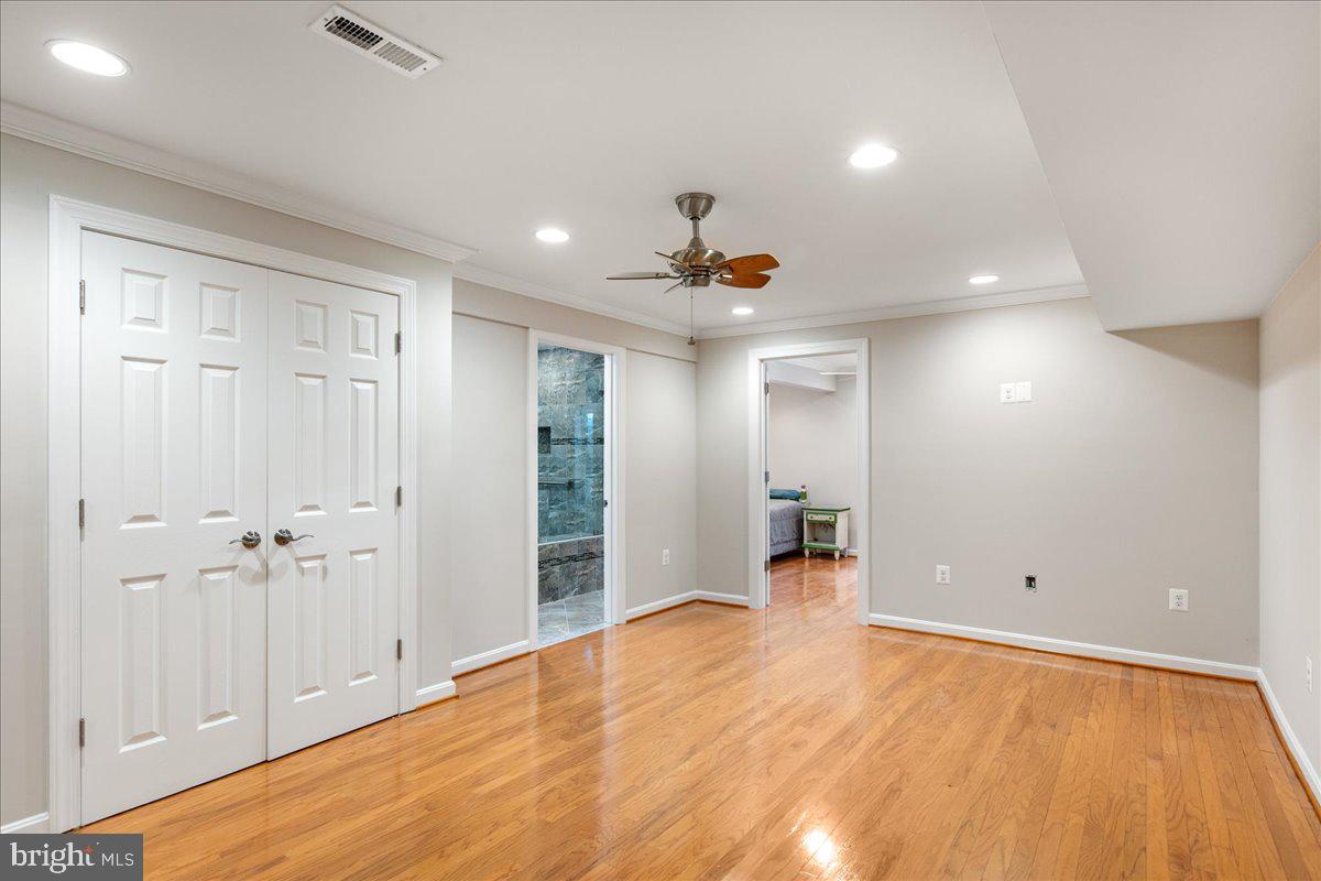 MIDDLE VALLEY - Residential