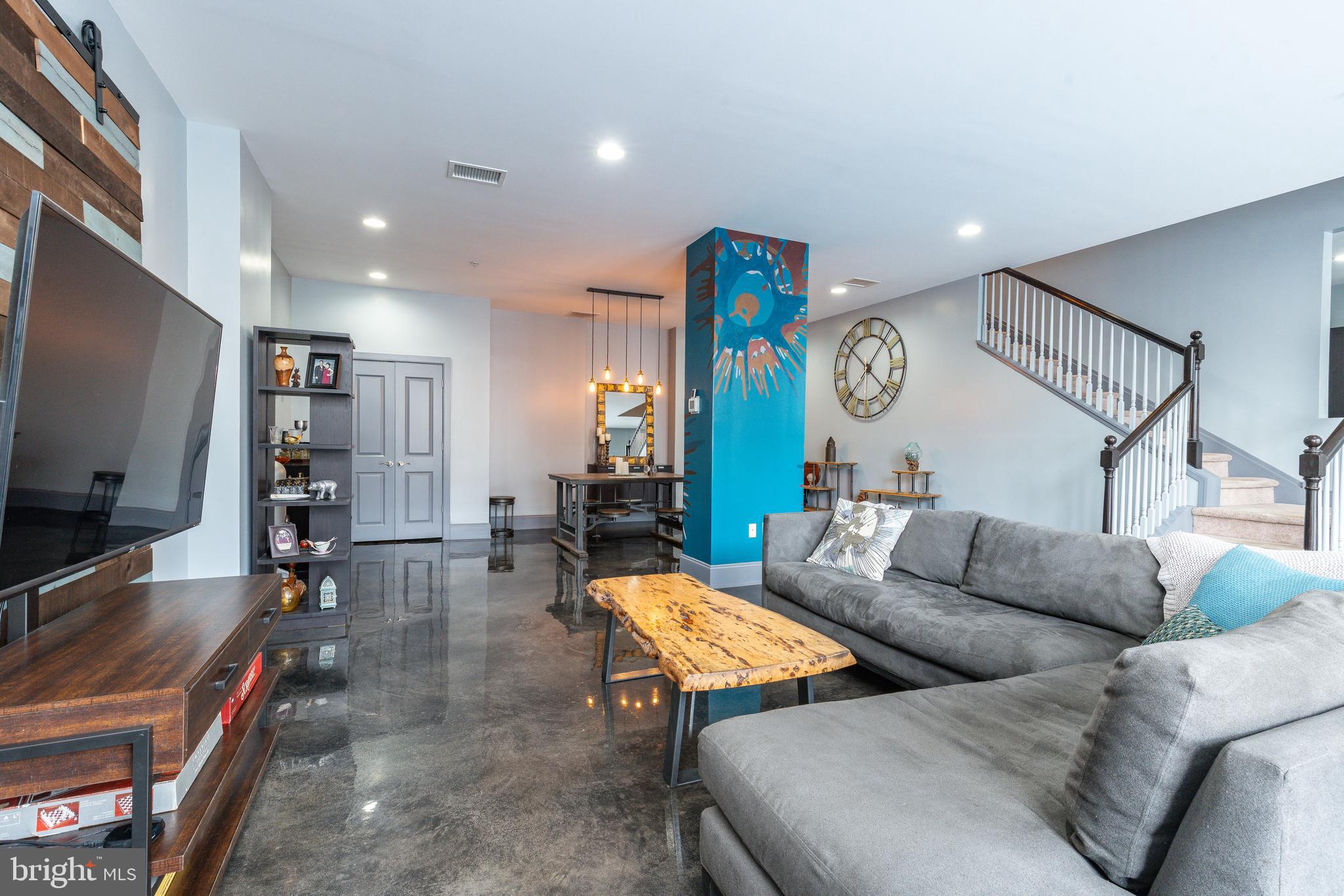 ART MUSEUM AREA - Residential