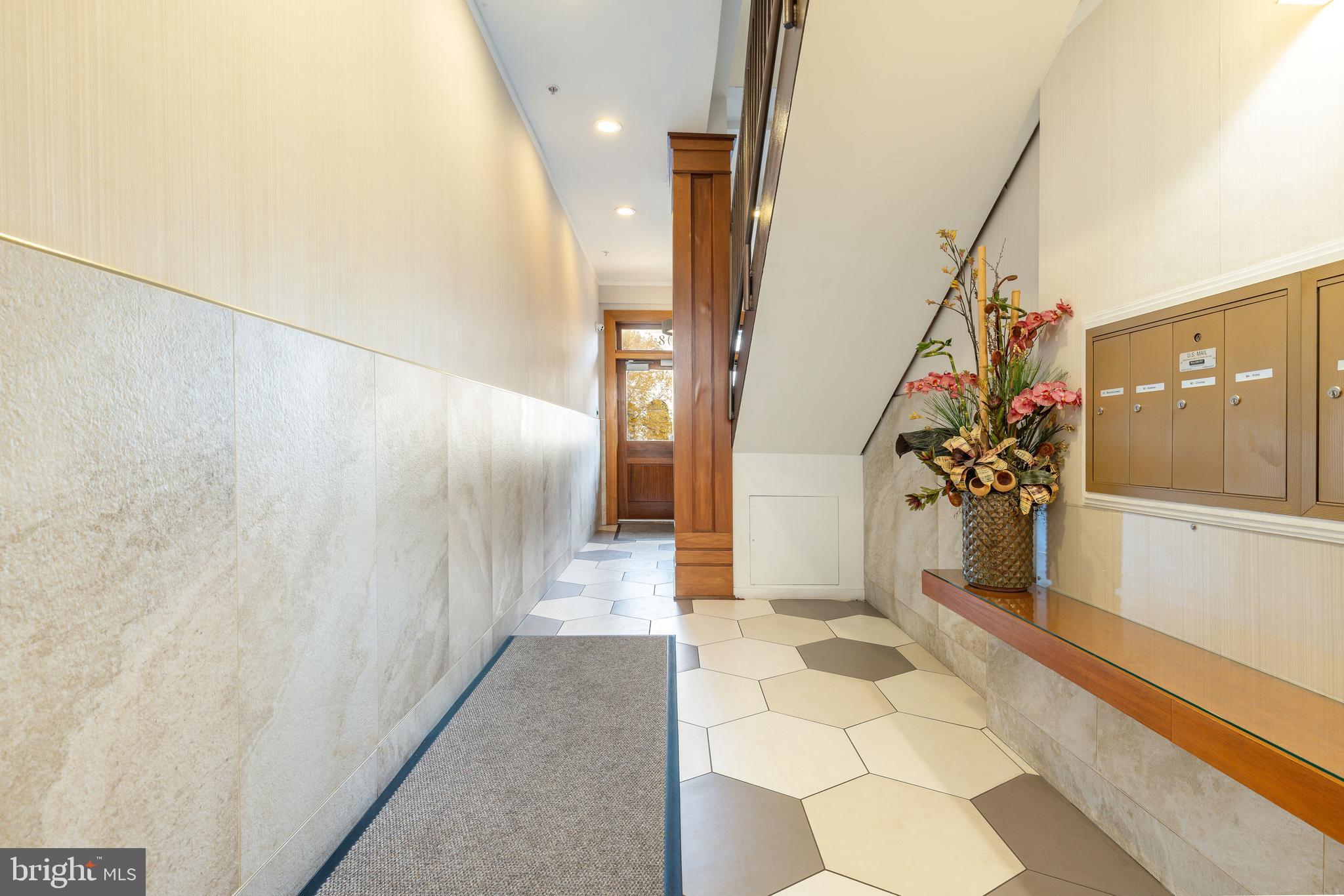 ART MUSEUM AREA - Residential