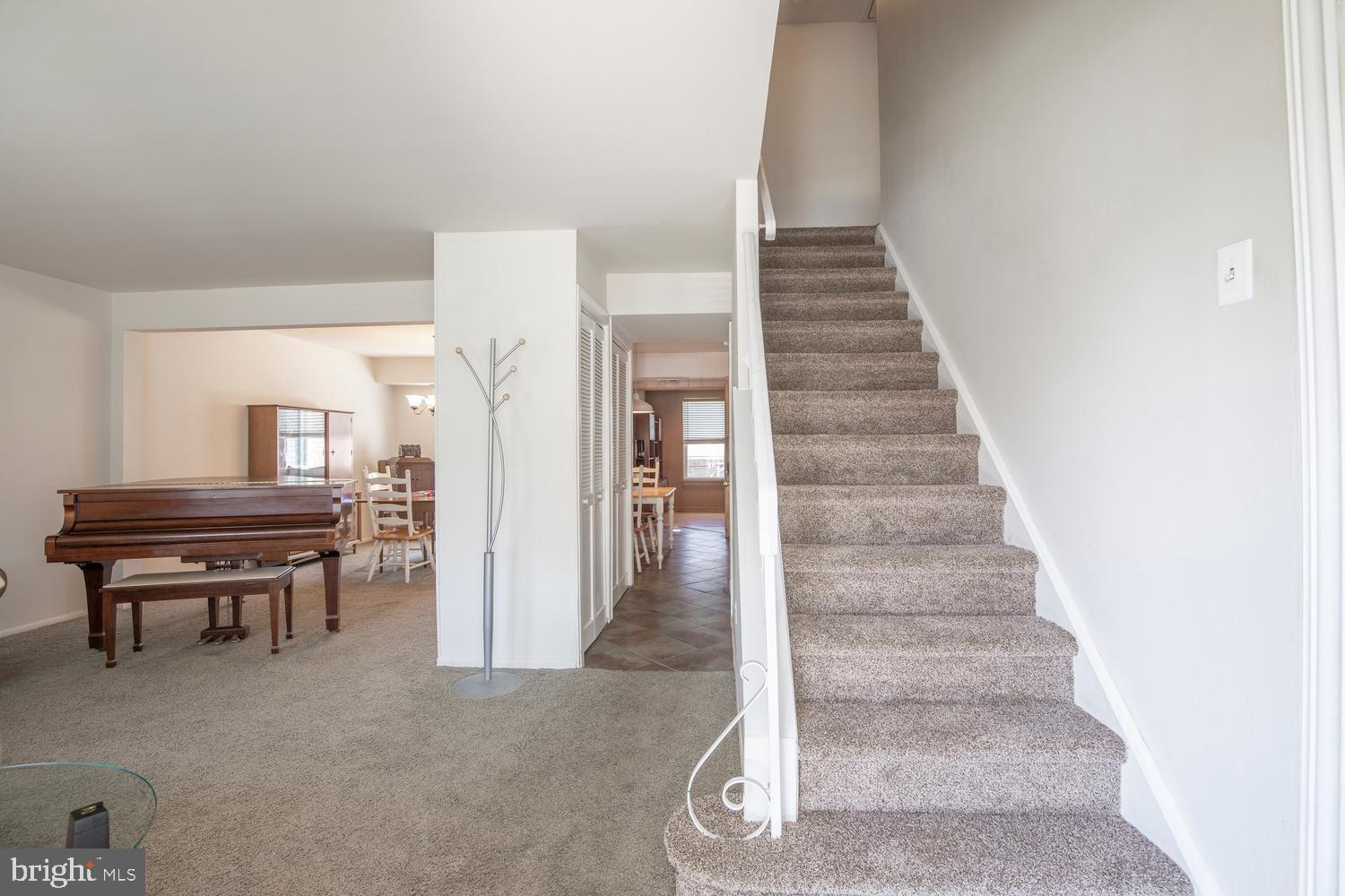 NESHAMINY VALLEY - Residential