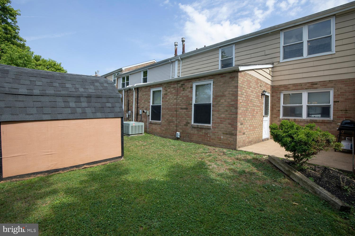 NESHAMINY VALLEY - Residential