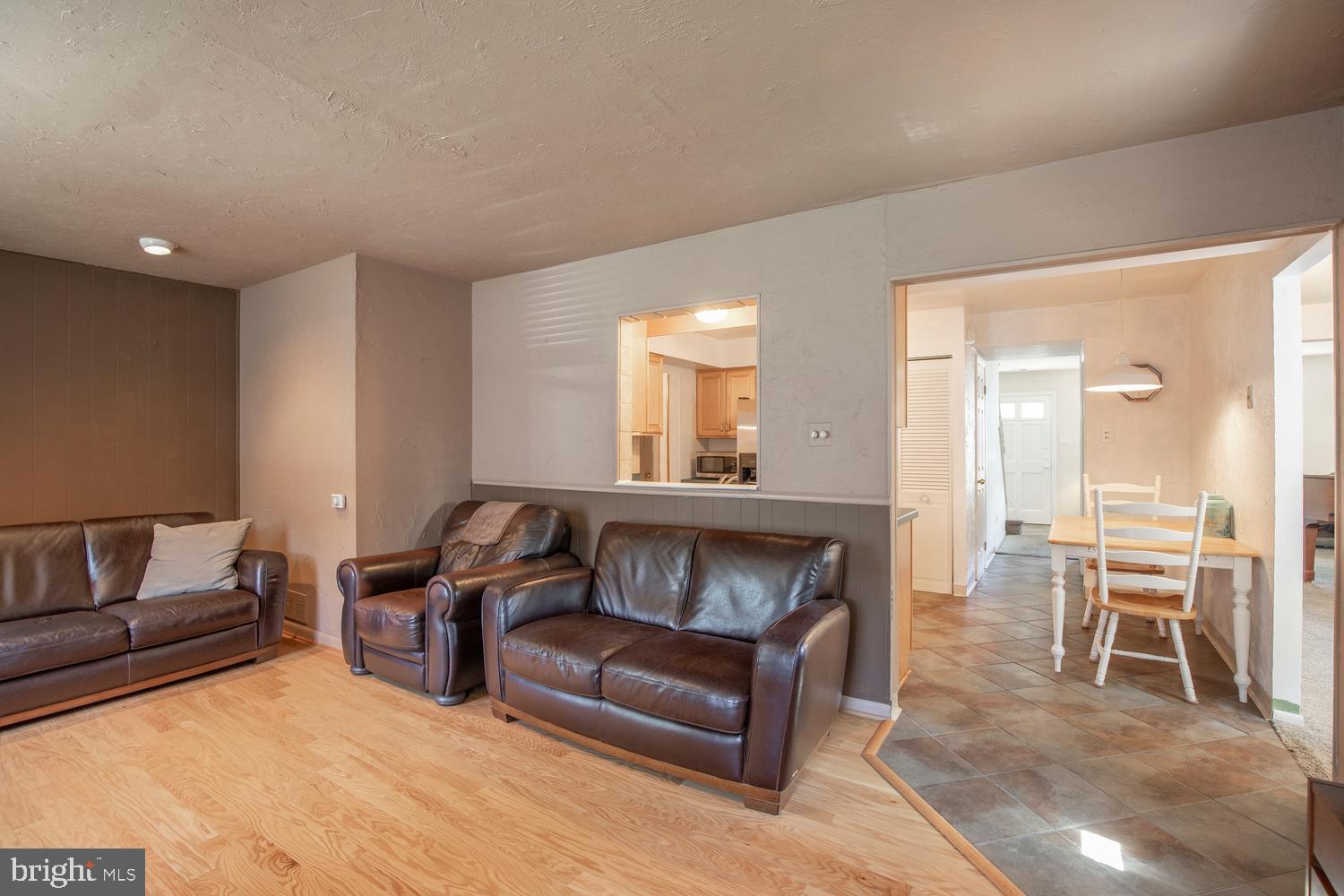 NESHAMINY VALLEY - Residential