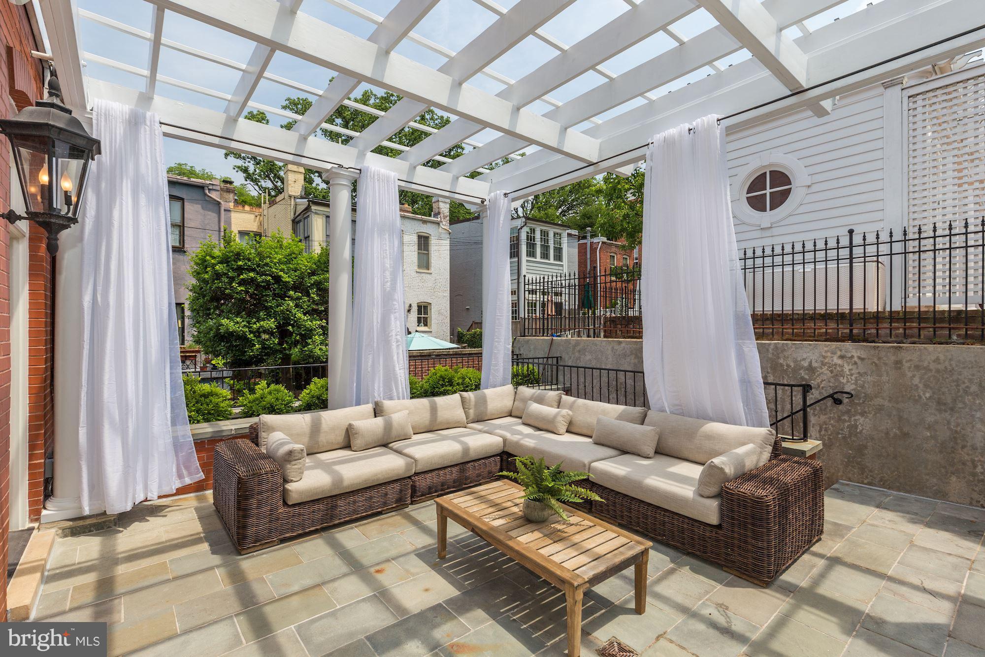 GEORGETOWN - Residential